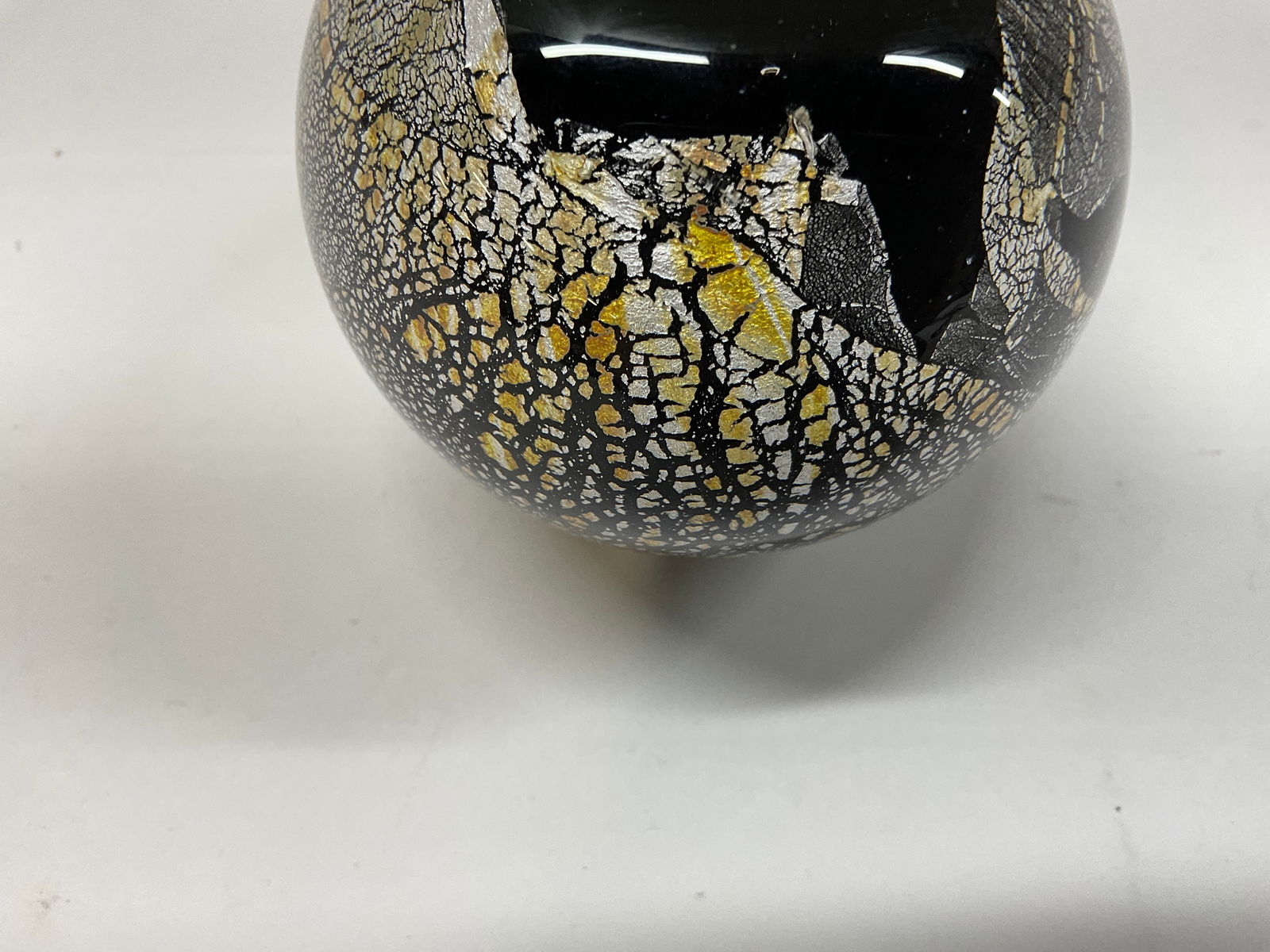 Signed Hand-Blown Paperweight 1990 - 4