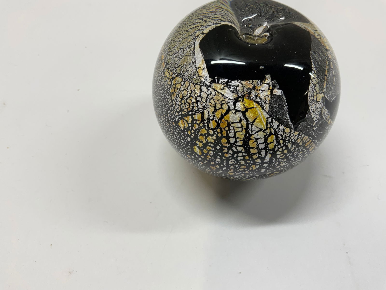 Signed Hand-Blown Paperweight 1990 - 5