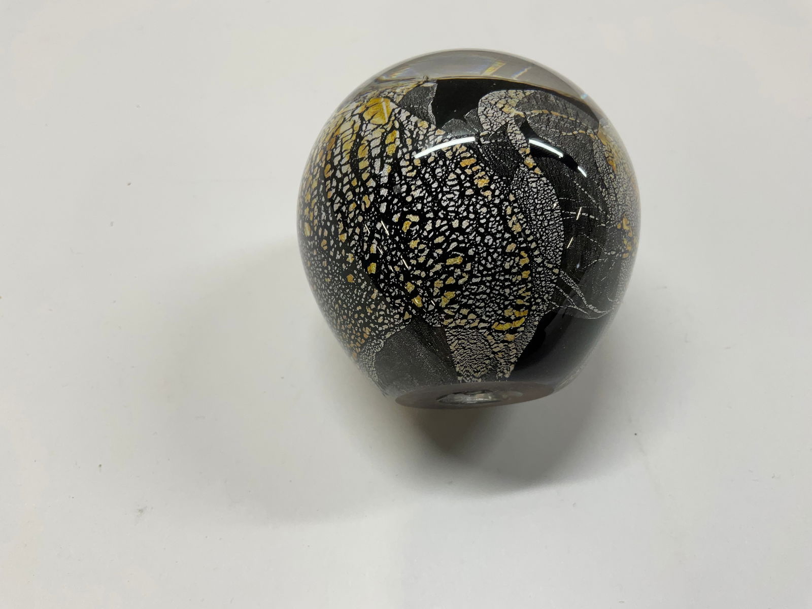 Signed Hand-Blown Paperweight 1990 - 7