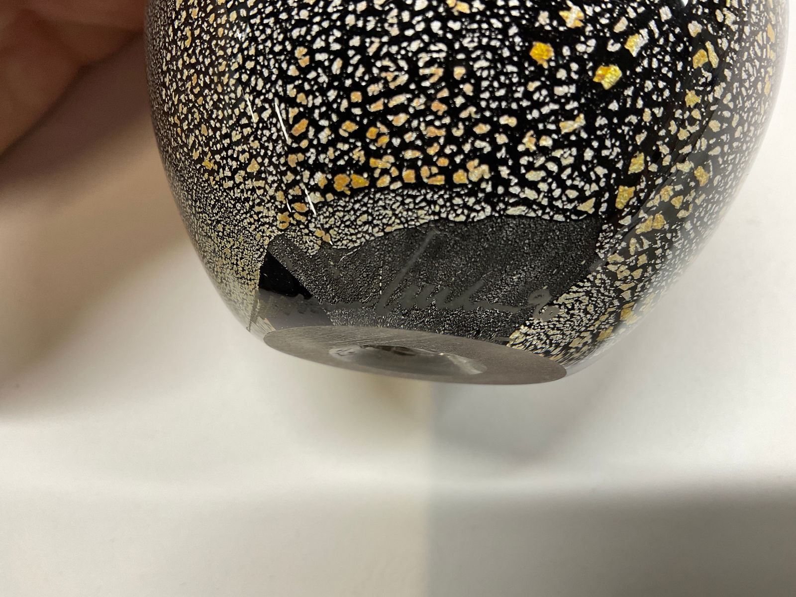 Signed Hand-Blown Paperweight 1990 - 8