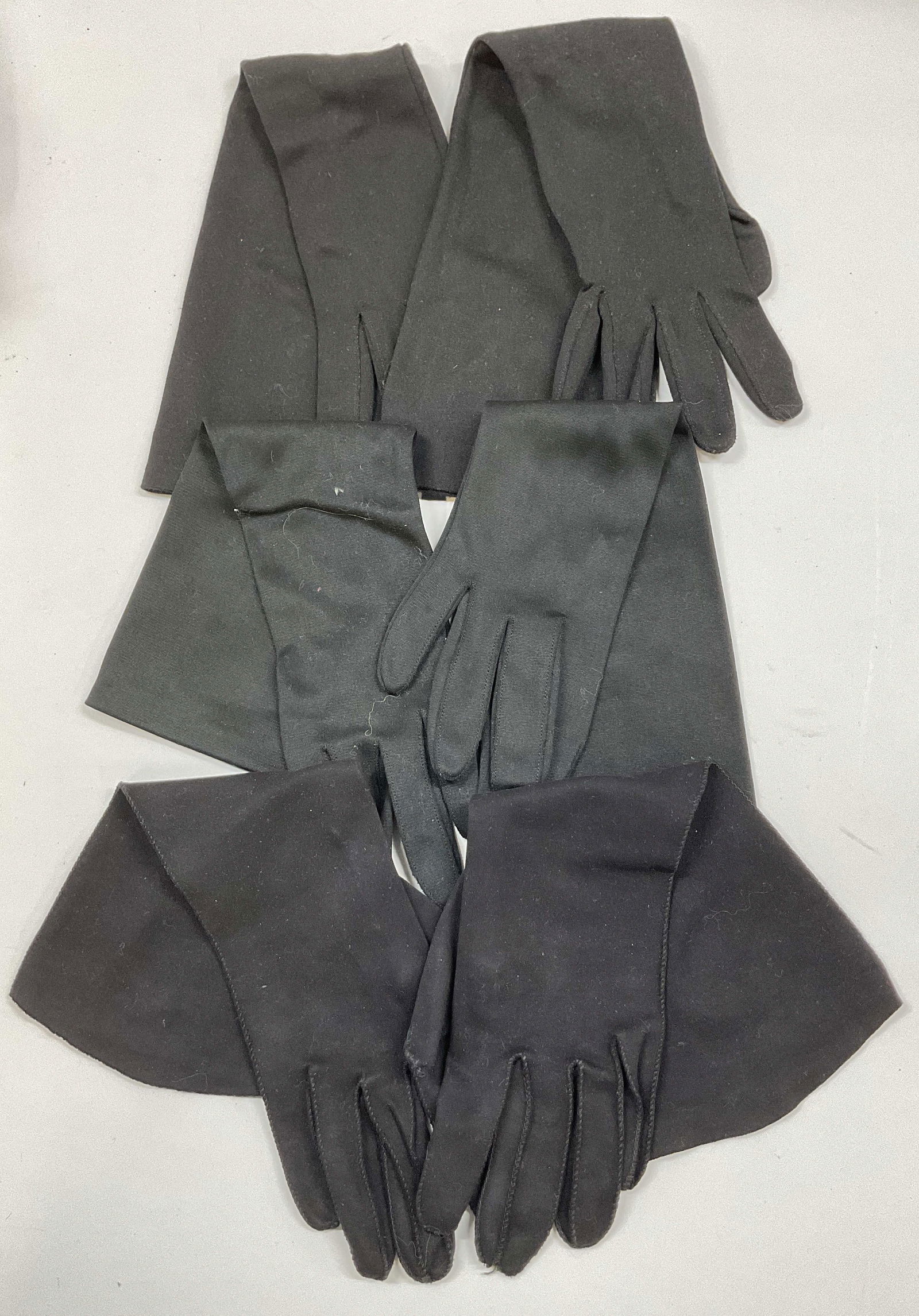 Lot 3 Crescendoe+ Black Opera Gloves Philippines (1 of 11)