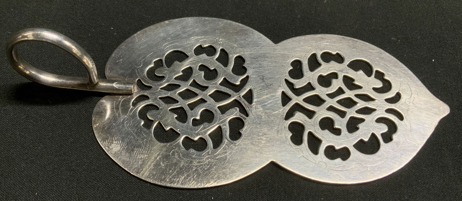 Sgnd Vtg Silver Plated Pastry Server: Vintage silver plated pastry server features a distinctive openwork design & finger loop for serving. Singed & marked. Visible mark. Surface wear consistent to age, use & exposure. Measurements: