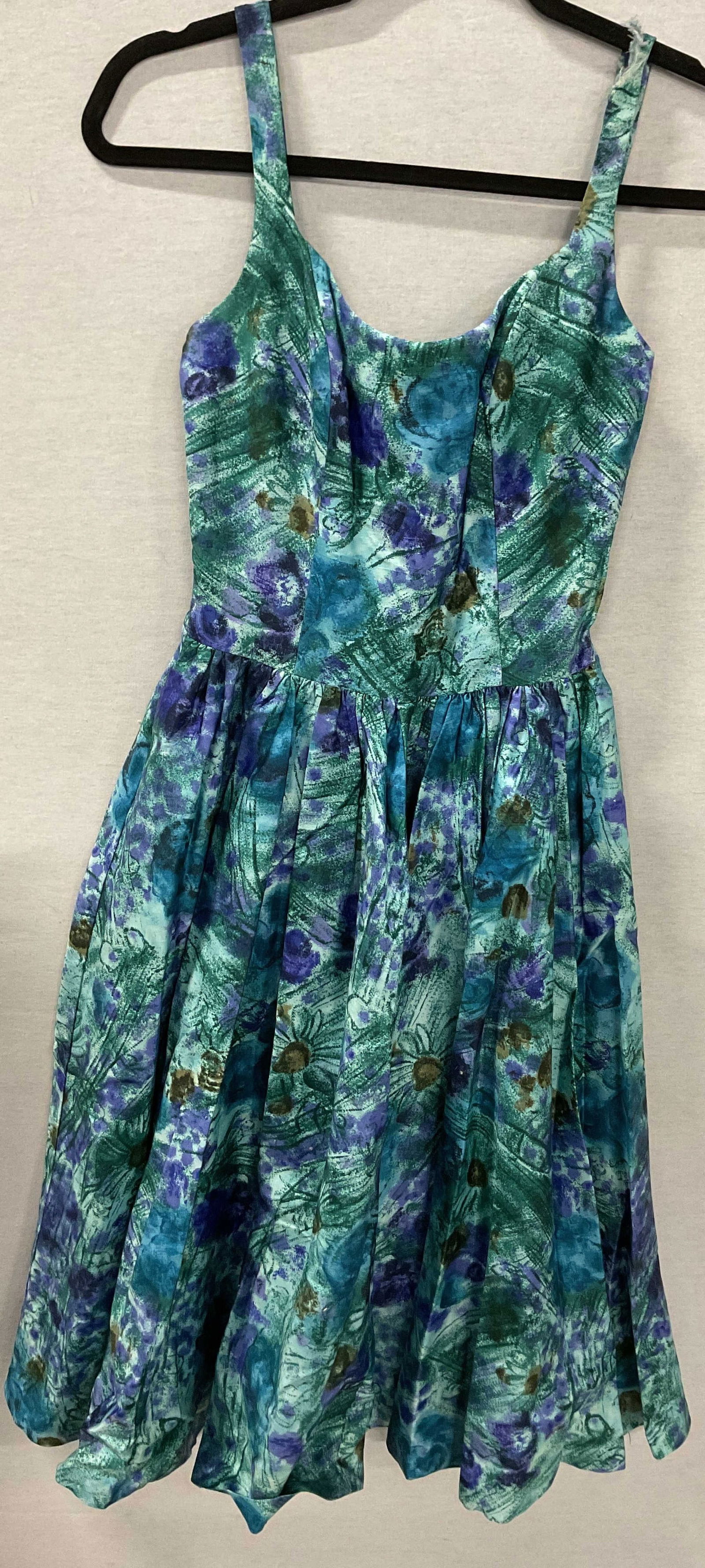 Kamehameha Colorful Abstract Dress Hawaii: Kamehameha colorful abstract dress. Made and styled in Hawaii. Feels like cotton. Ribbed surface. Abstract floral motifs in green, blue, white, etc. Back zipper. Measures approx 13 inches across