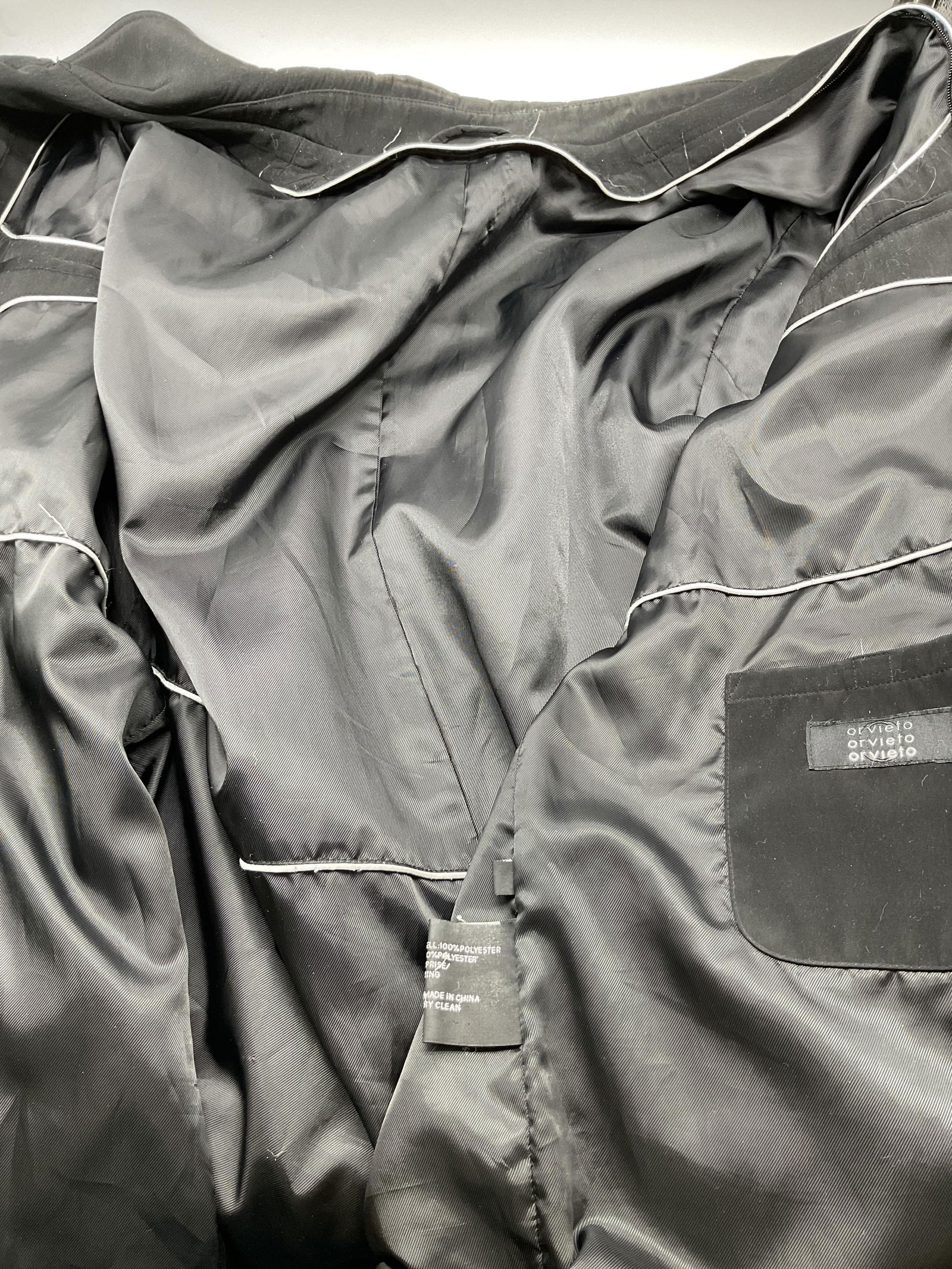 Orvieto Black Buttoned Coat - 10