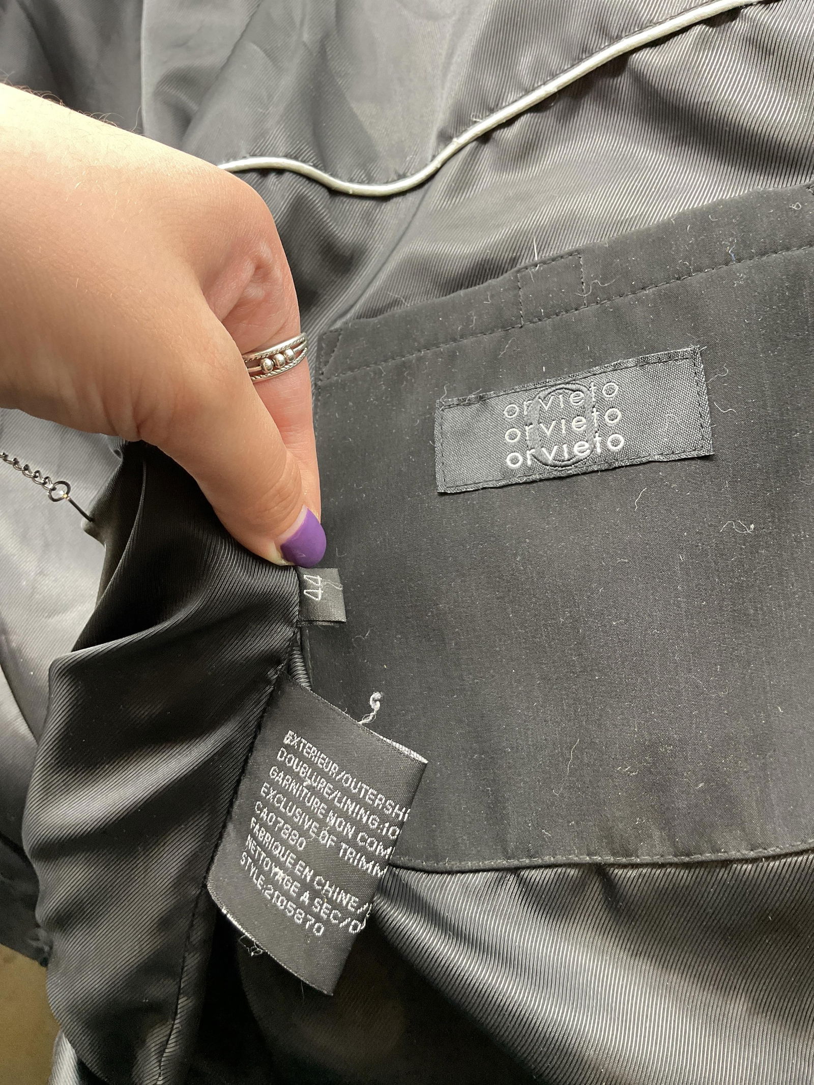 Orvieto Black Buttoned Coat - 9