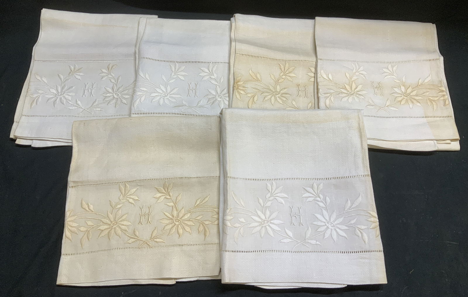 Lot 6 Vtg White Floral Embroidered Tea Towels (1 of 6)