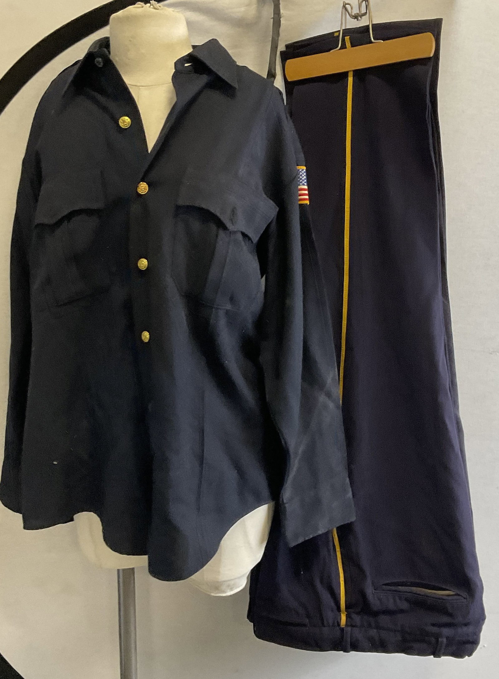 Somers Volunteer Fire Department Uniform: Somers Volunteer Fire Department Uniform. Includes coat, pants and belt marked Top Grain Briole. Pants app 22in waist. Jacket app 28in L. Some wear consistent with exposure. Fireman, service member, f