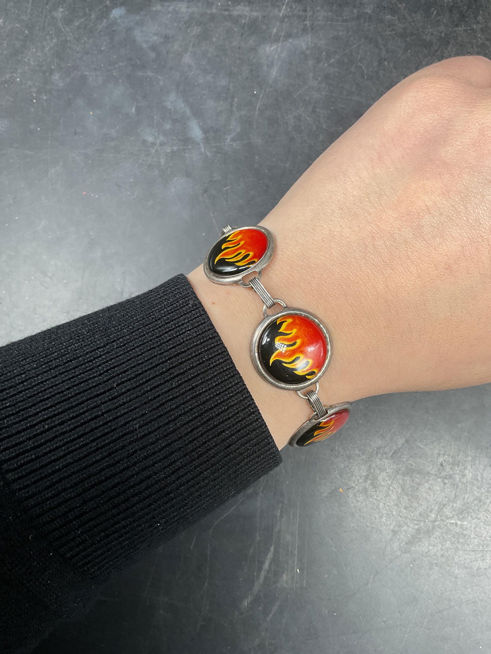 Silver Tone Flame Panel Bracelet - 6