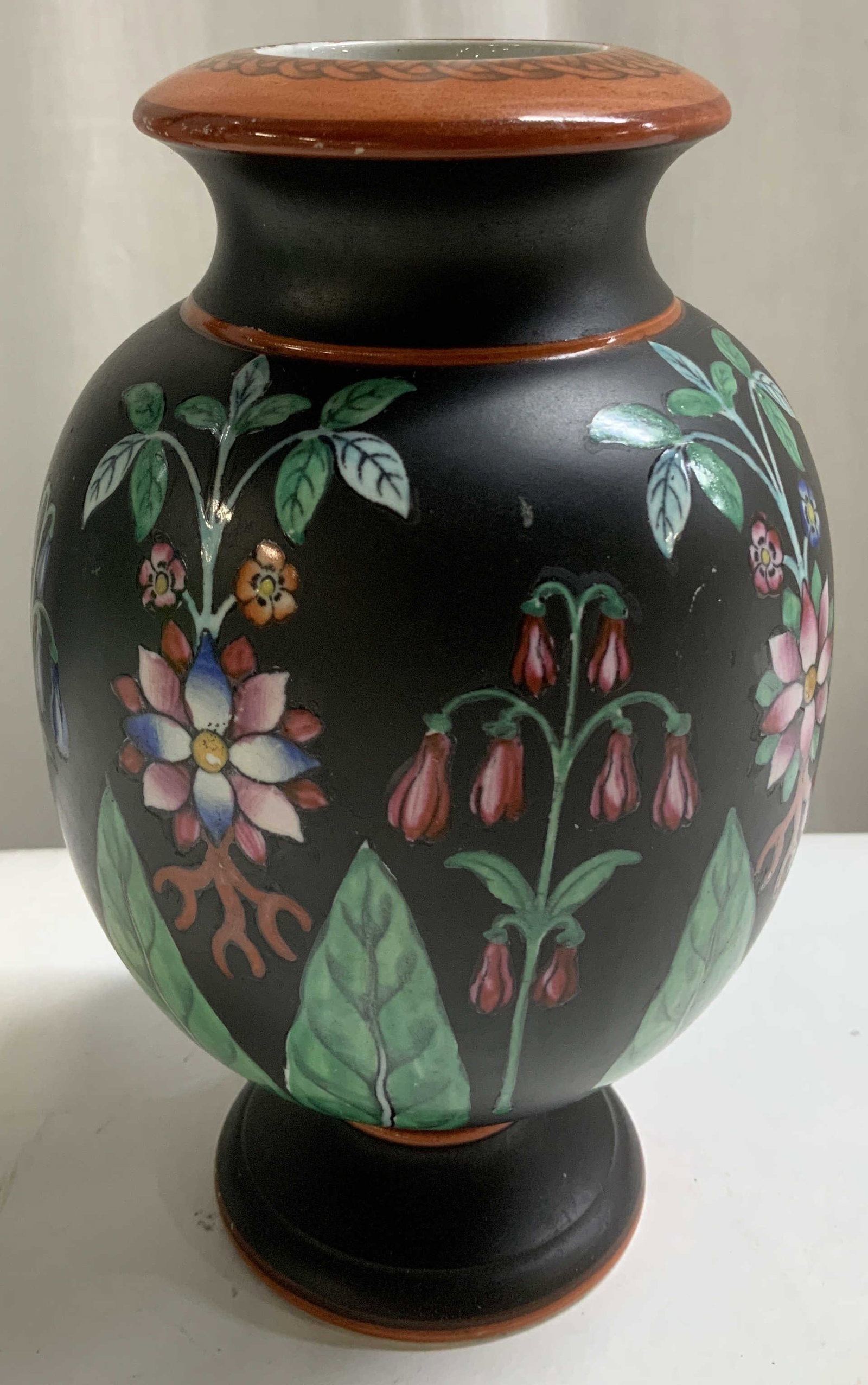 Vtg Hand Painted Floral Ceramic Vase (1 of 6)
