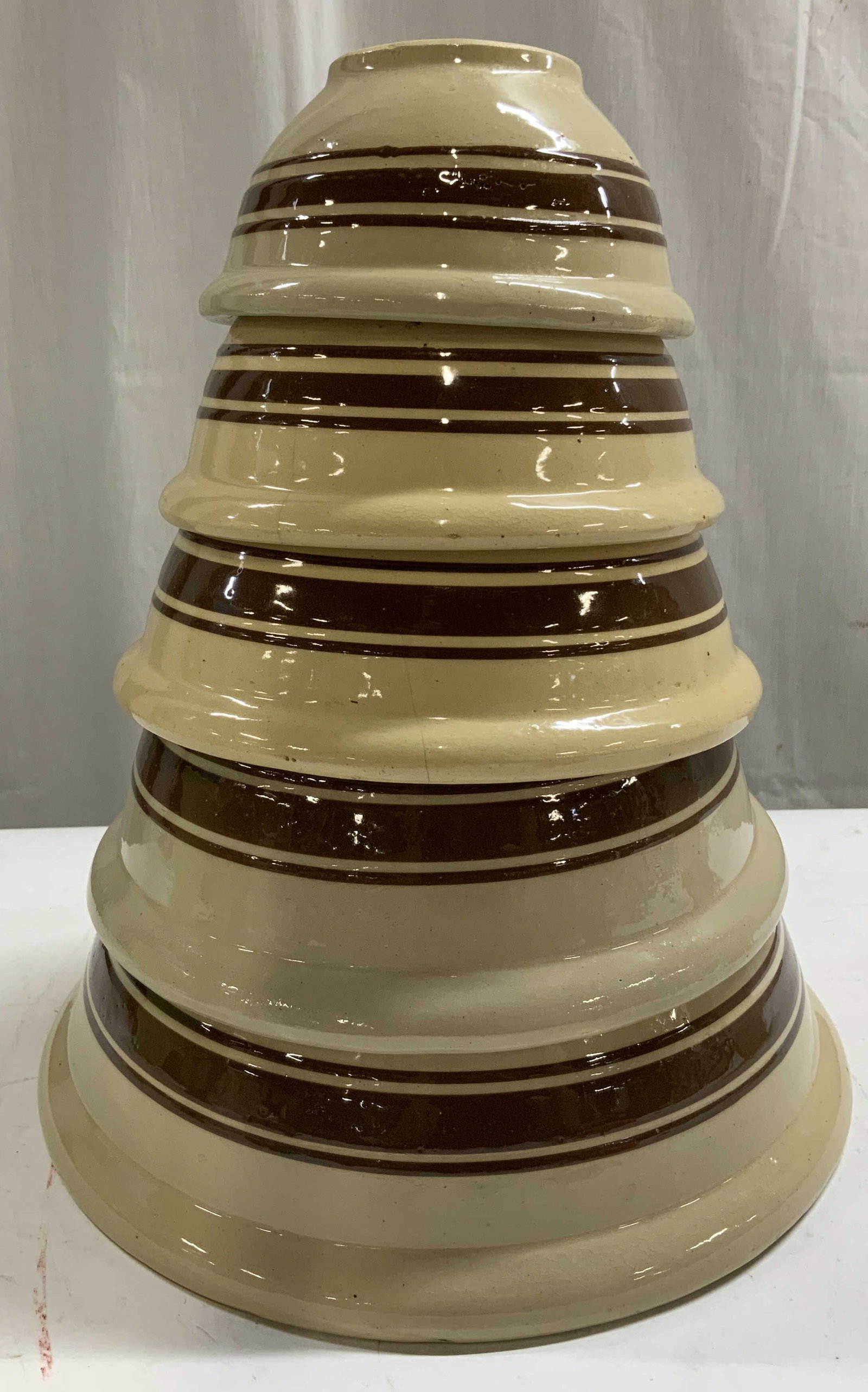 Set 5 Vtg R.R.P. Co. Pottery Nesting Mixing Bowls (1 of 6)