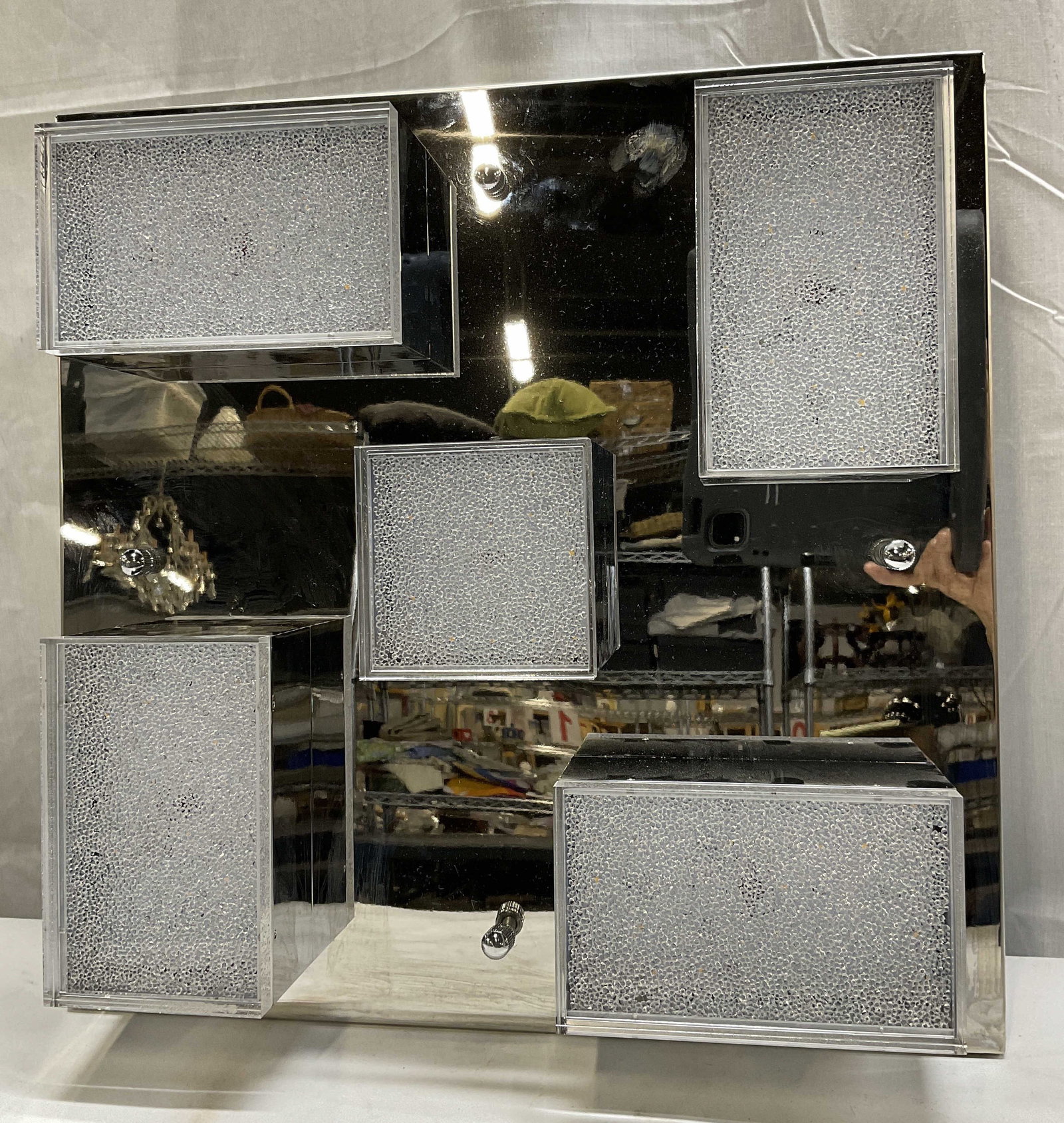 Bubble Cube LED Bathroom Vanity Light: Bubble Cube LED Bathroom Vanity Light. Reflective Chrome Finish. 5 Raised Rectangular Metal shades with Glass Bubbles. Has not been tested for functionality. Condition consistent with exposure. Measur