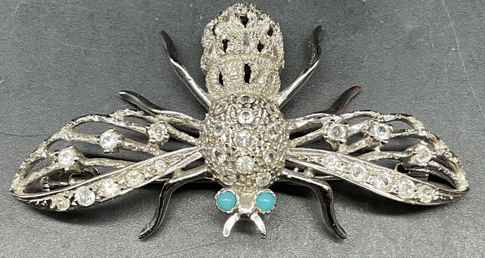 Vintage Silver Tone Crystal Bee Brooch (1 of 6)