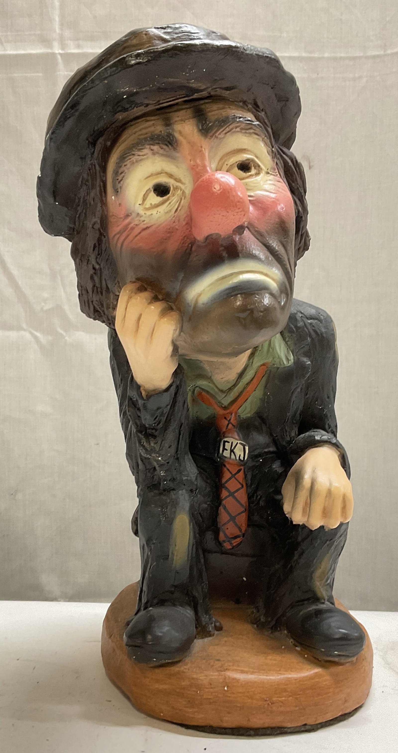 SGND 93 Esco EKJ Weary Willie Statue (1 of 9)