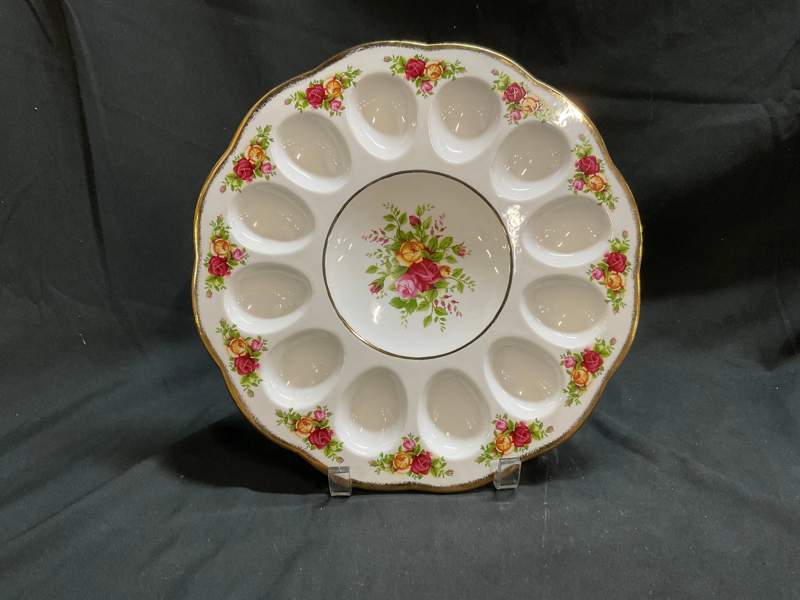 1962 Royal Albert Deviled Egg Platter - 4