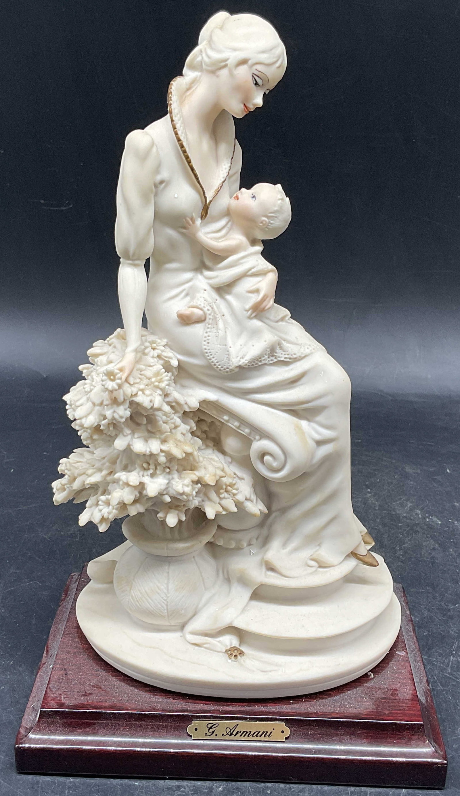 Armani Mother & Child Porcelain Figurine Italy (1 of 6)