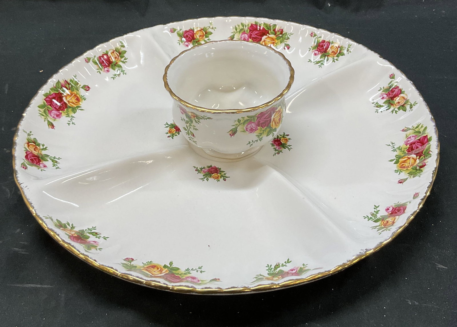 1962 Royal Albert Old Country Roses ChipDip Bowl (1 of 10)