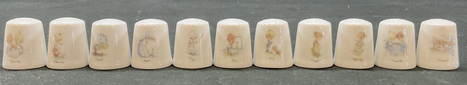 Lot 11 Precious Moments Porcelain Month Thimbles (1 of 7)