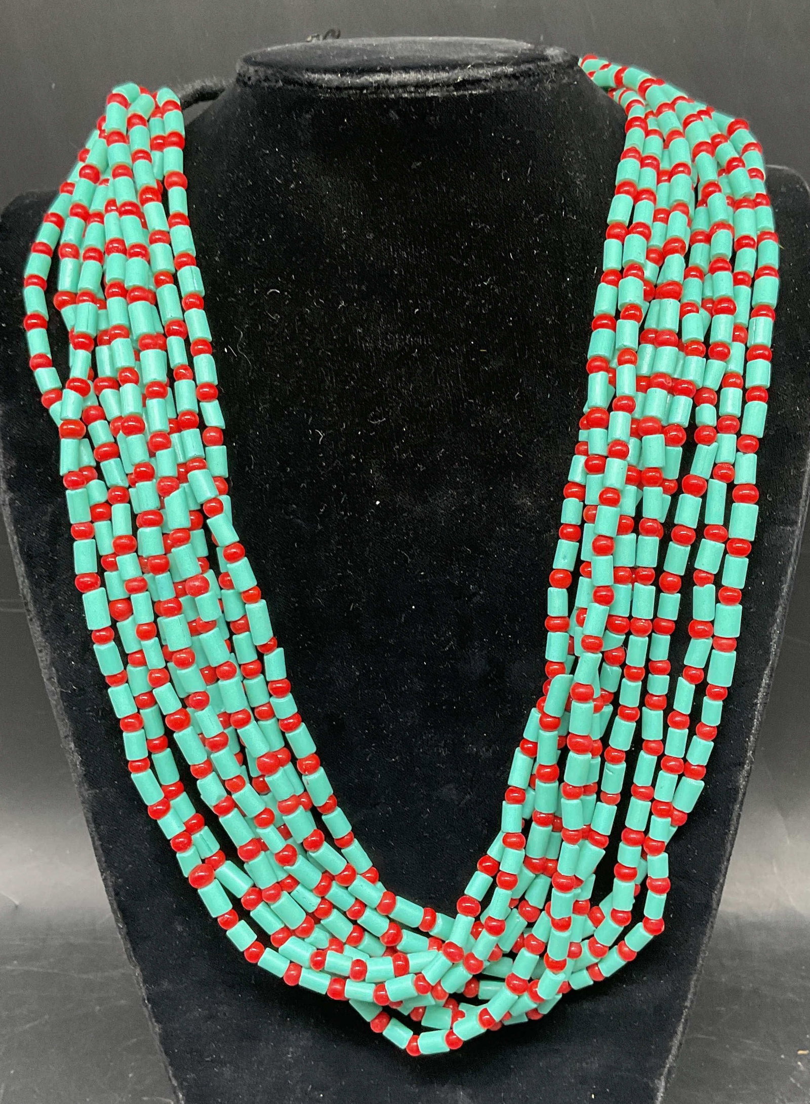 Vtg Faux Turquoise & Coral Beaded Necklace (1 of 6)