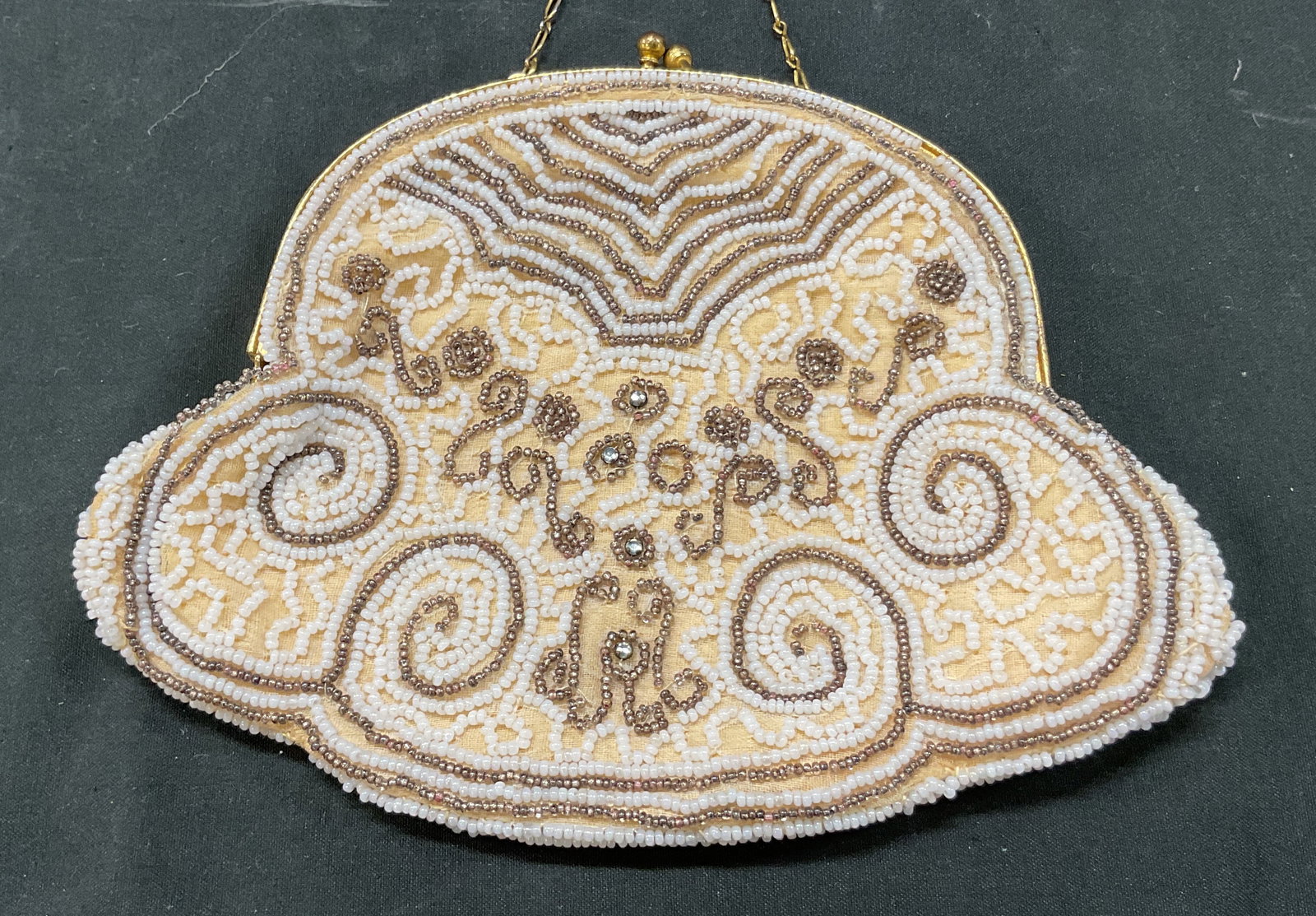 Vintage White Beaded Evening Purse (1 of 9)