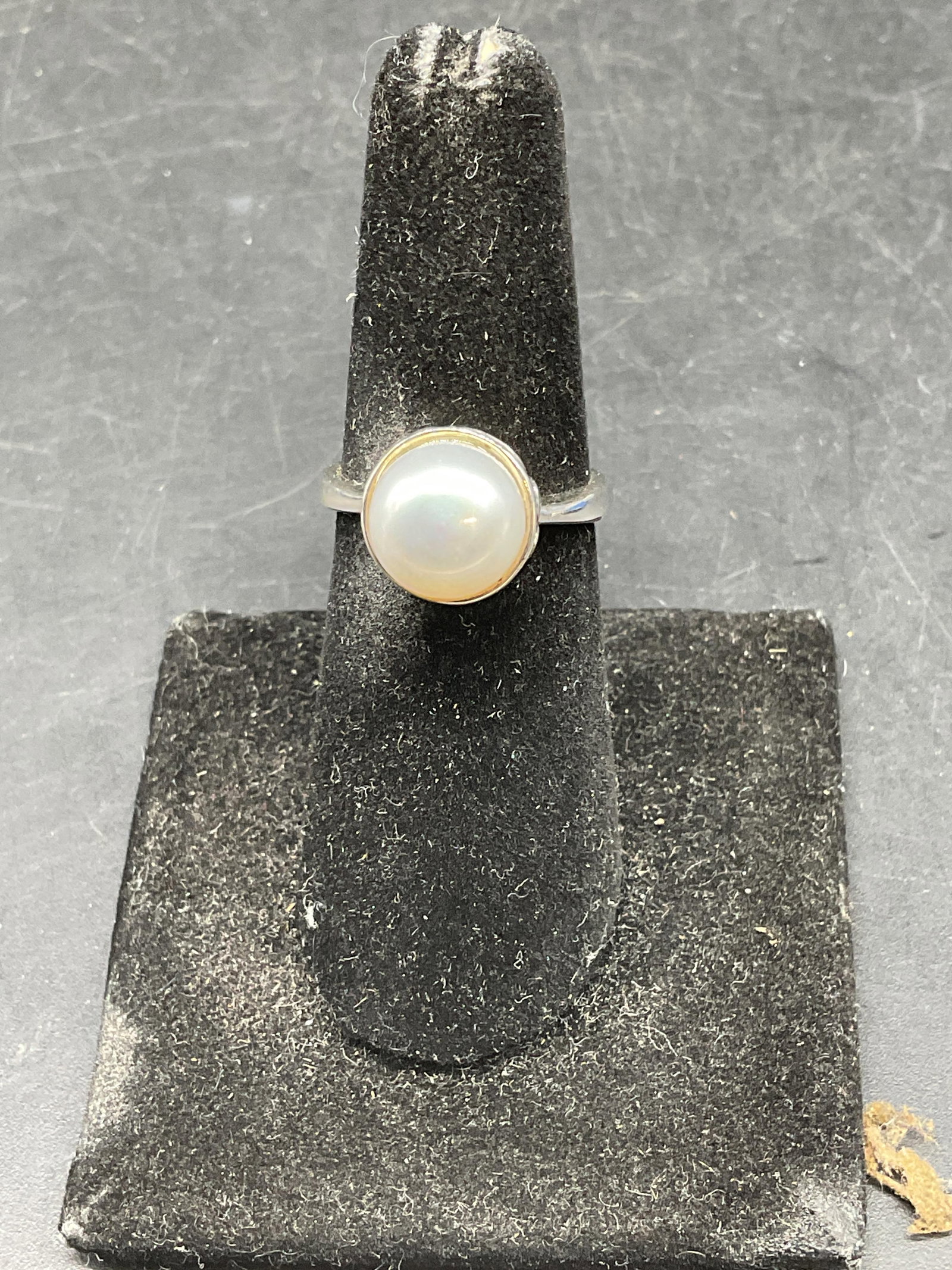 Signed Sterling Silver Pearl Ring - 2