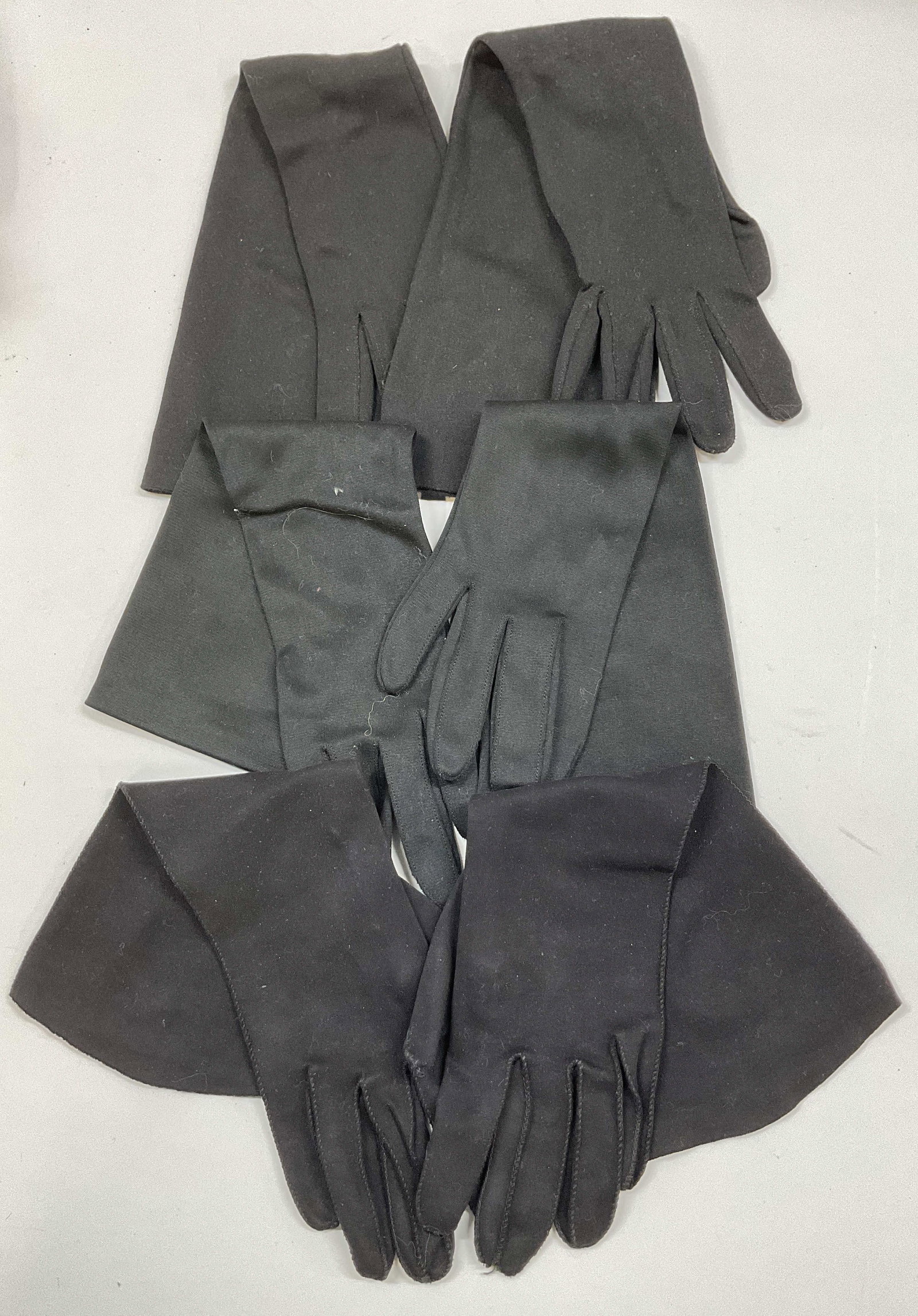 Lot 3 Crescendoe+ Black Opera Gloves Philippines (1 of 11)