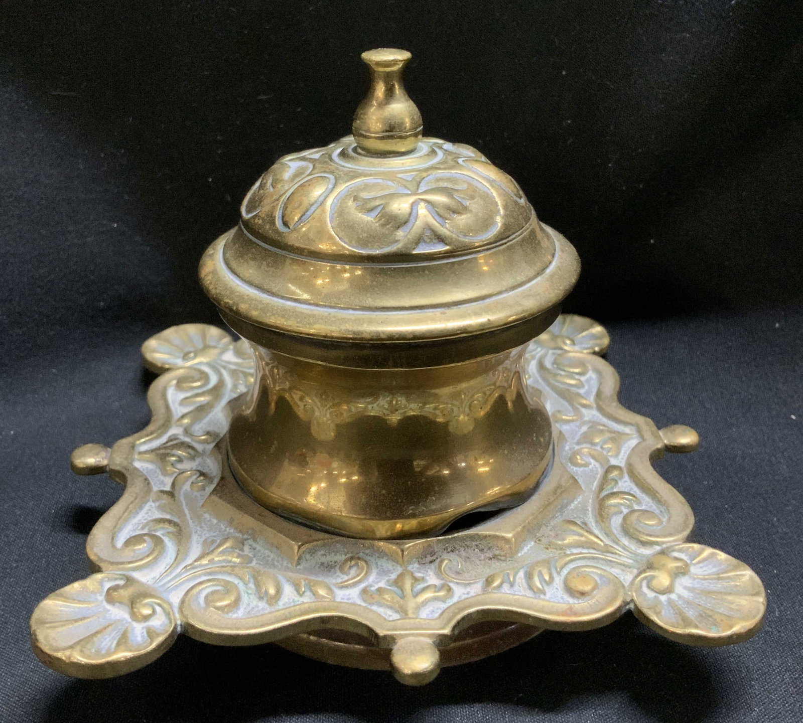 Vtg Renaissance Style Ornate Brass Inkwell (1 of 6)