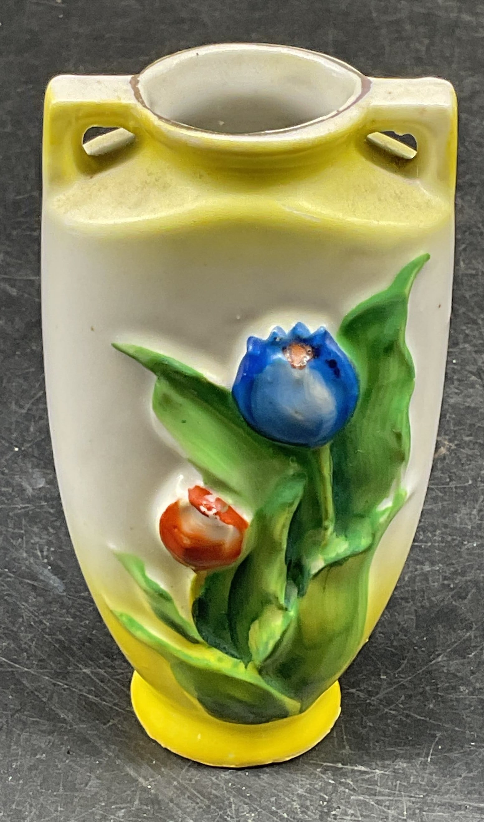 Vtg Porcelain Floral urn Bud Vase, Japan (1 of 6)