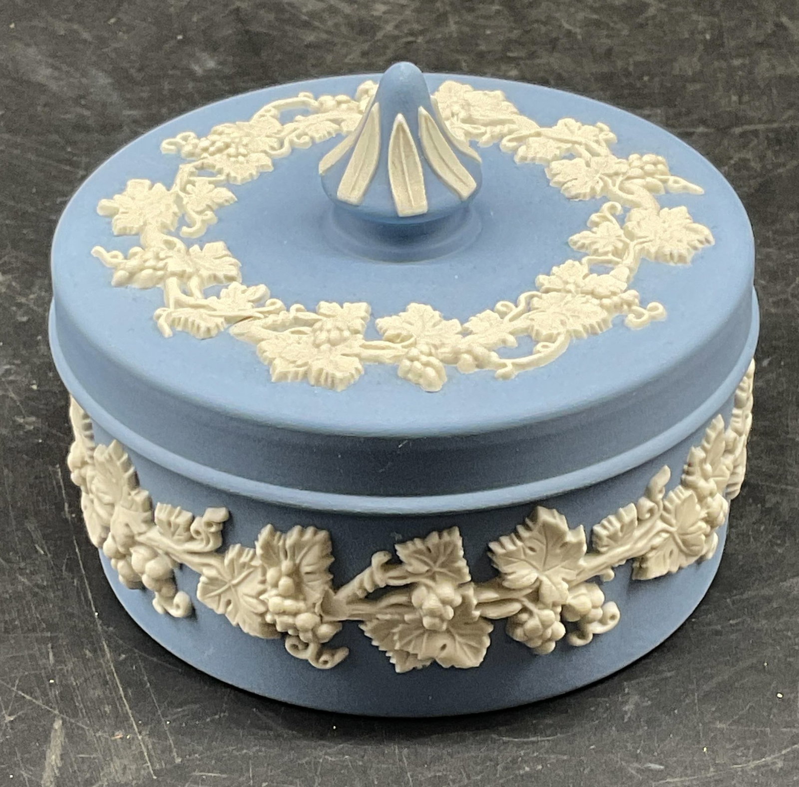 Wedgwood Blue Jasperware Round Trinket Box (1 of 7)