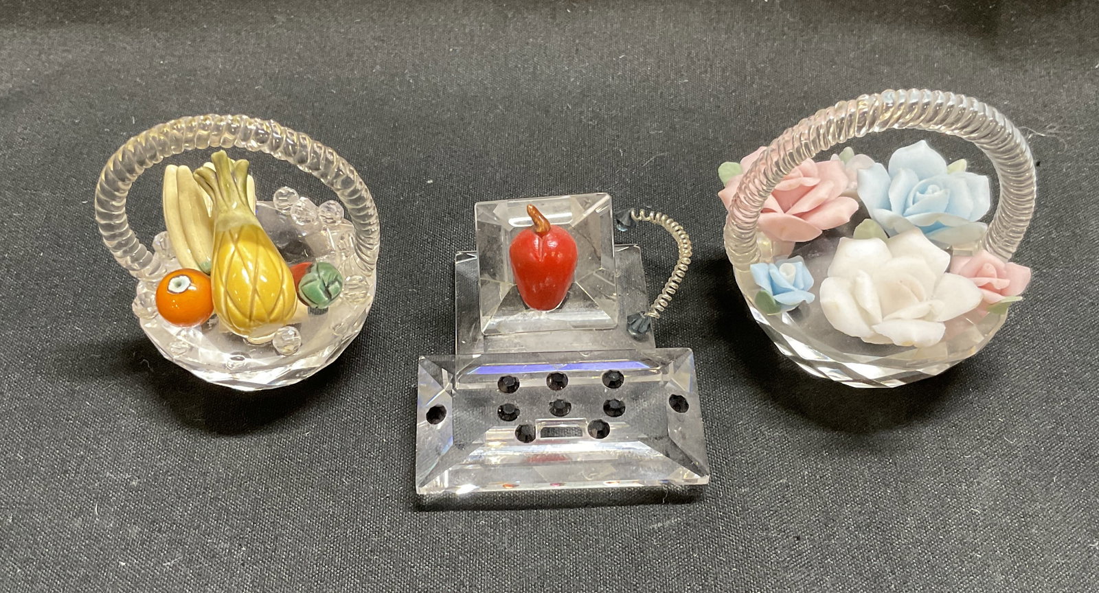 Lt 3 VTG Crystal Figurines Typewriter & Baskets (1 of 8)