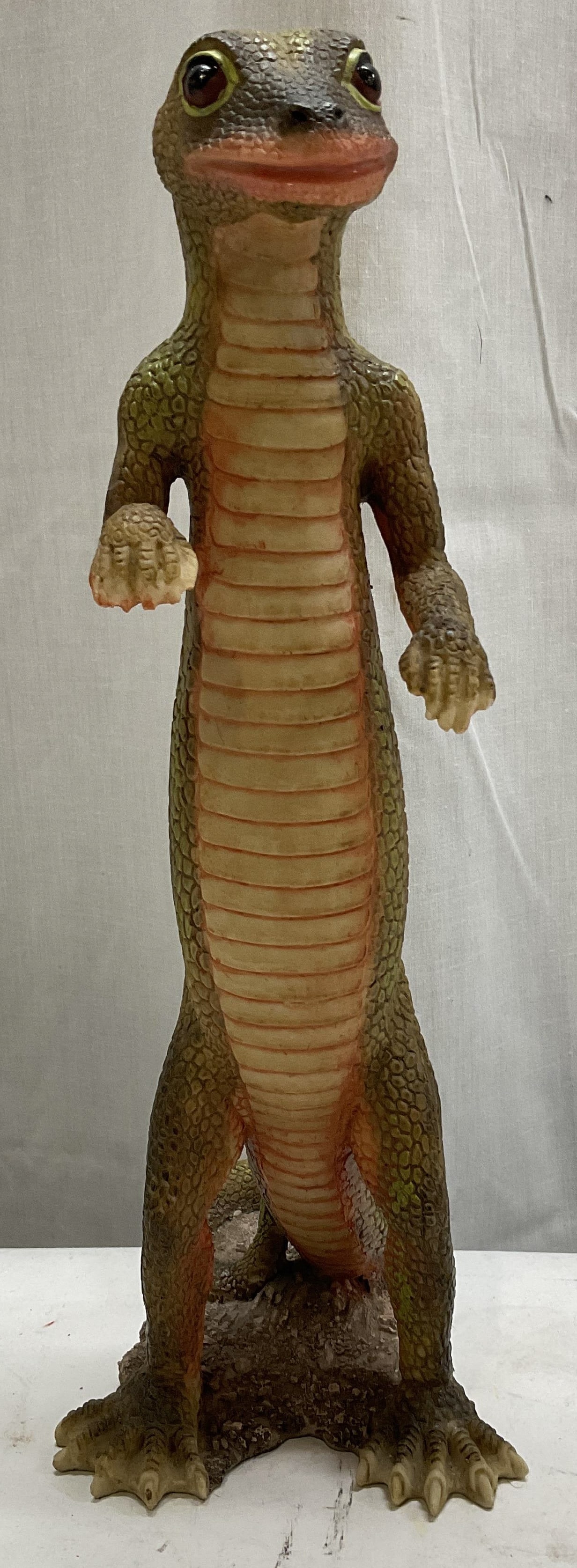 Design Toscano 12inch Jo Jo the Gecko Statue (1 of 7)