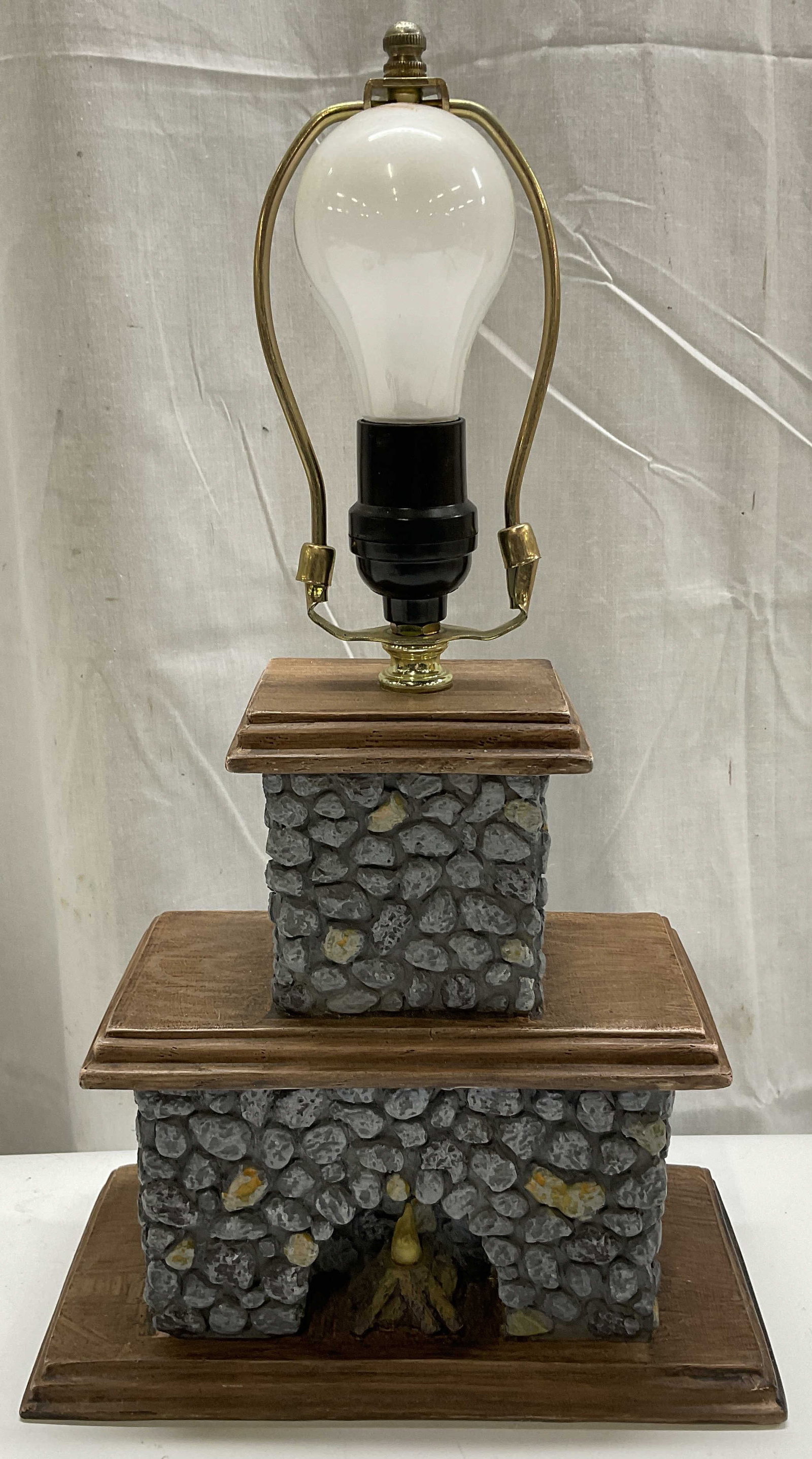 Glowing Fireplace Diorama Lamp (1 of 7)