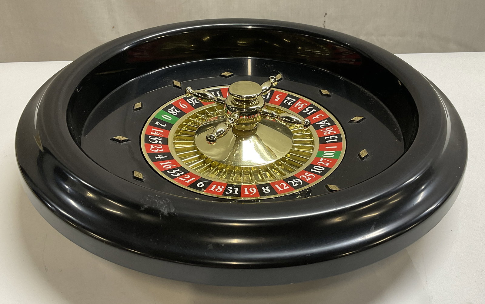 Casino Tabletop Roulette Wheel (1 of 7)