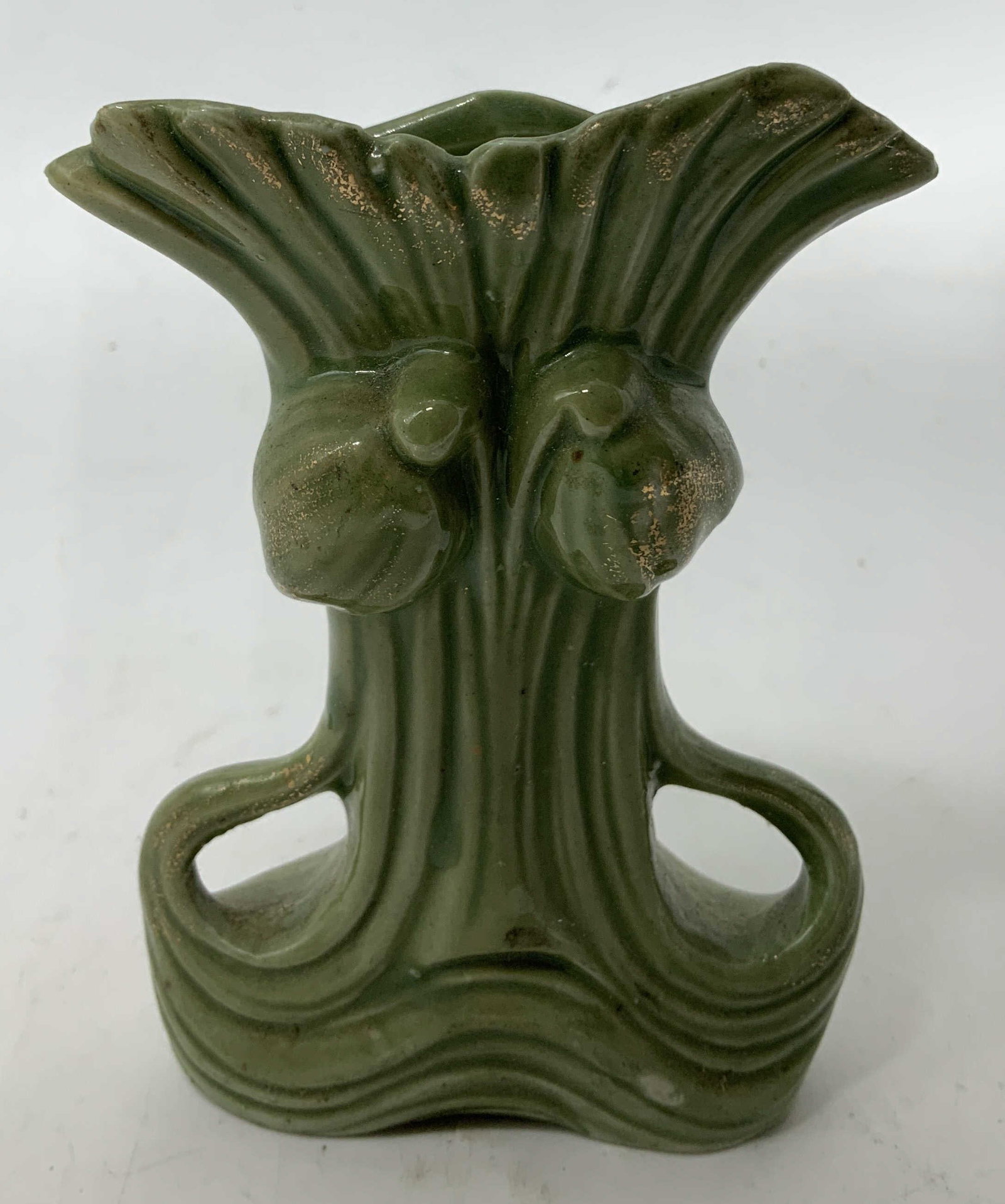 Sgnd Vtg Green Cornucopia Style Porc Vase: Vintage cornucopia style vase features a green glazed finish & textured finish. Porcelain material. Signed & marked. Reads, 944. Visible lettering, not legible. Surface wear consistent to age, use & e