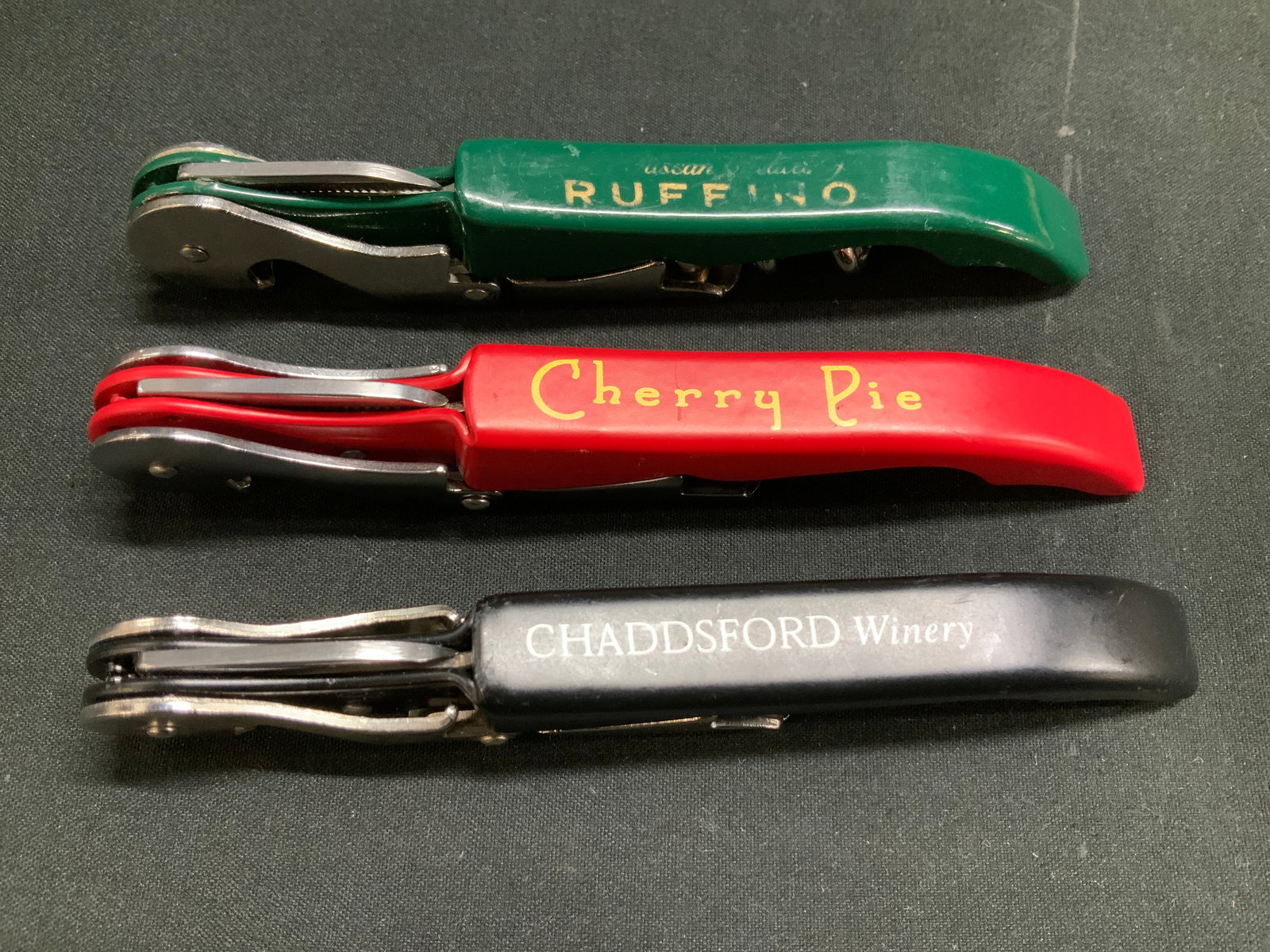 Lt3 Vtg Pulltaps Advertisement Waiters Corkscrews - 3