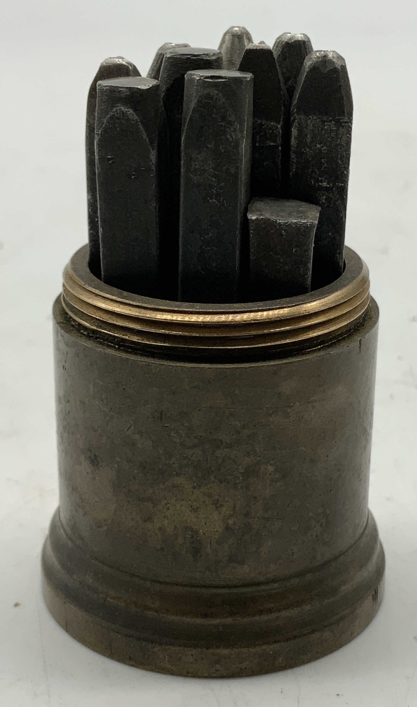 Vtg Brass Lidded Vessel & Metal Marking Stamps: Lot includes, 1 brass lidded vessel. Cylinder shape, Comes with 10 metal marking stamps. Surface wear consistent to age, use & exposure. Sold as is. Measurements: length 1.7in x width 1.7in x height