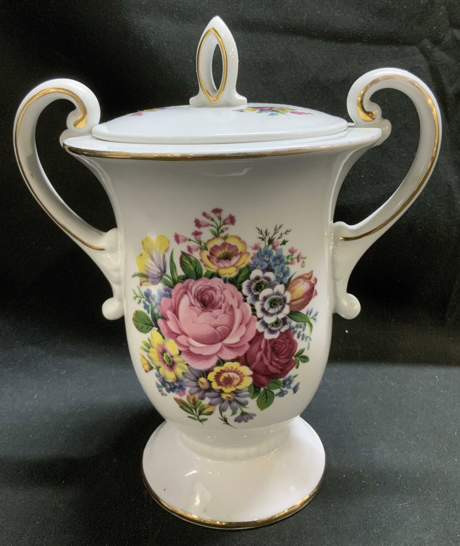 Vtg Gerold Porzellan Floral Lidded Vessel WGERMANY (1 of 6)