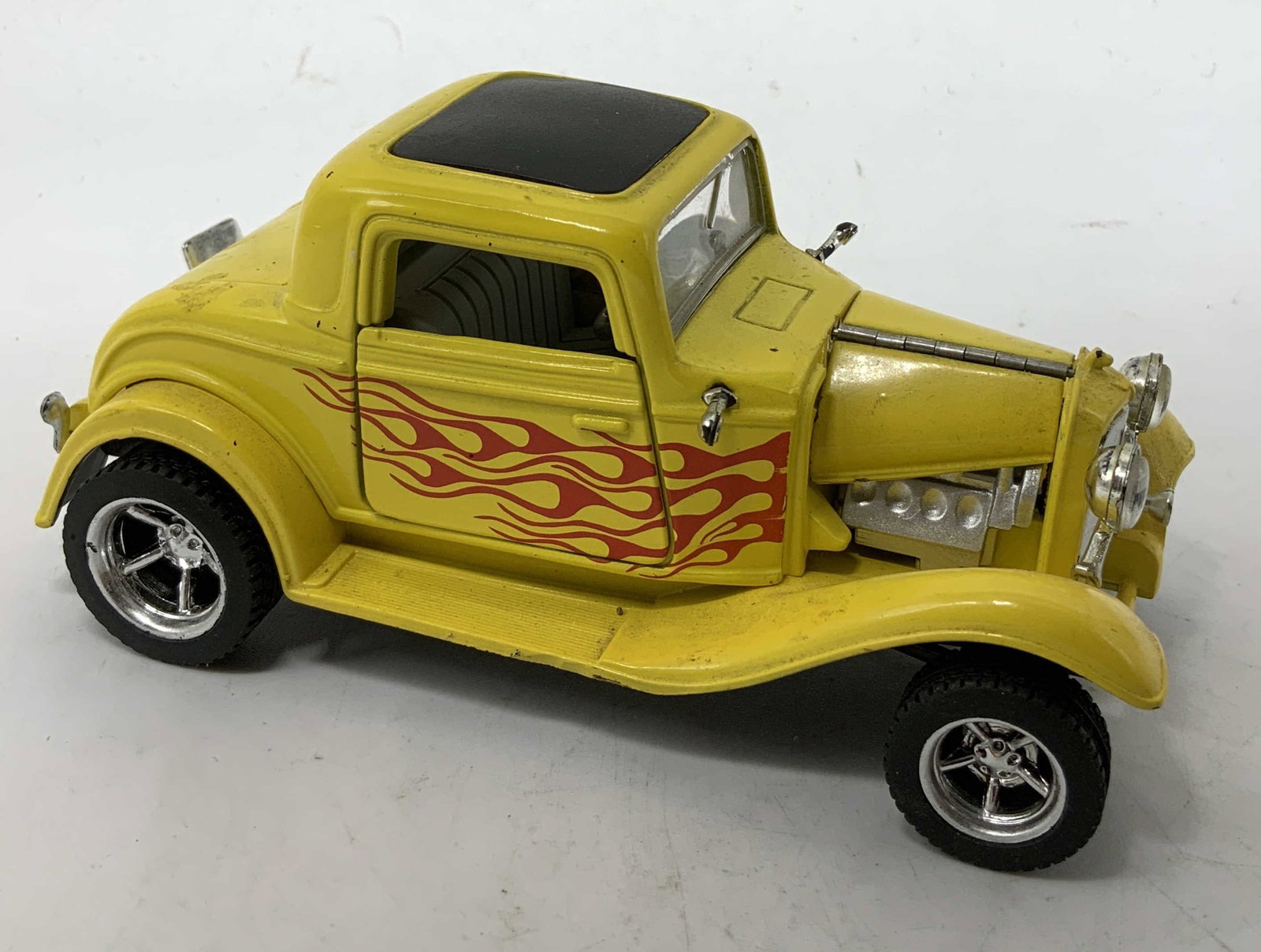 Ford Motor Comp.1932 Costume Coupe Diecast Mdl (1 of 6)