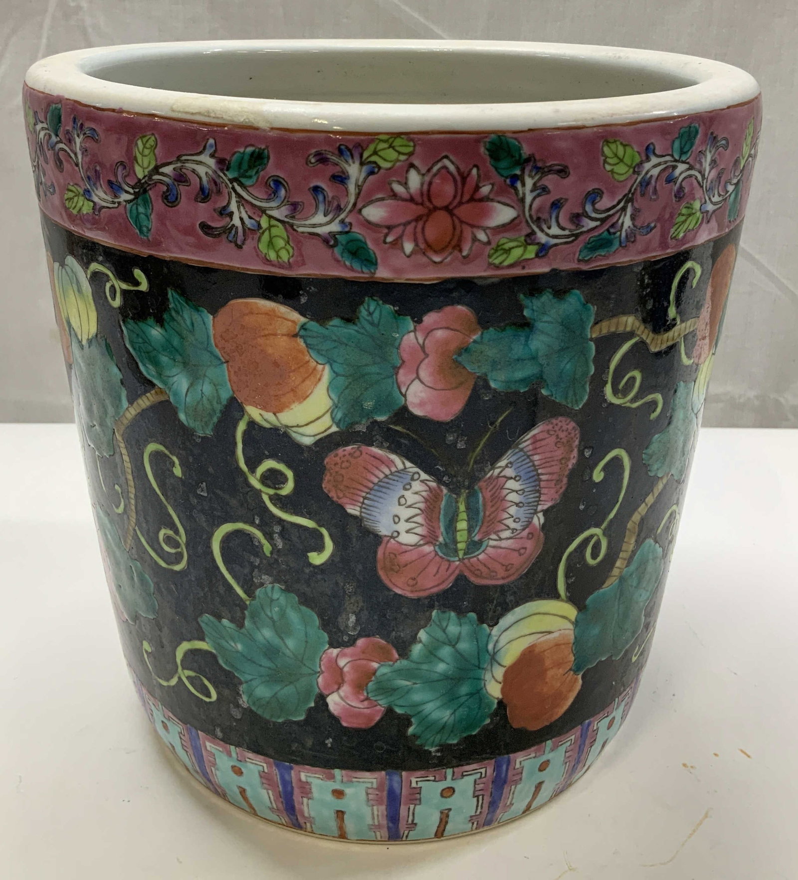 Vtg Asian Hand Painted Floral Porcelain Vase (1 of 6)