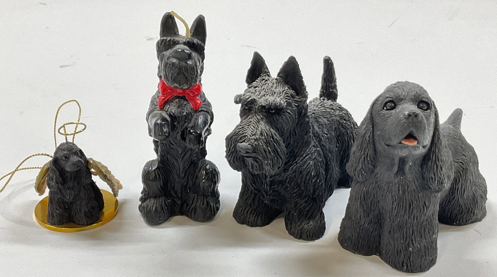 Lot 4 Assorted Black Dog Figurines (1 of 17)