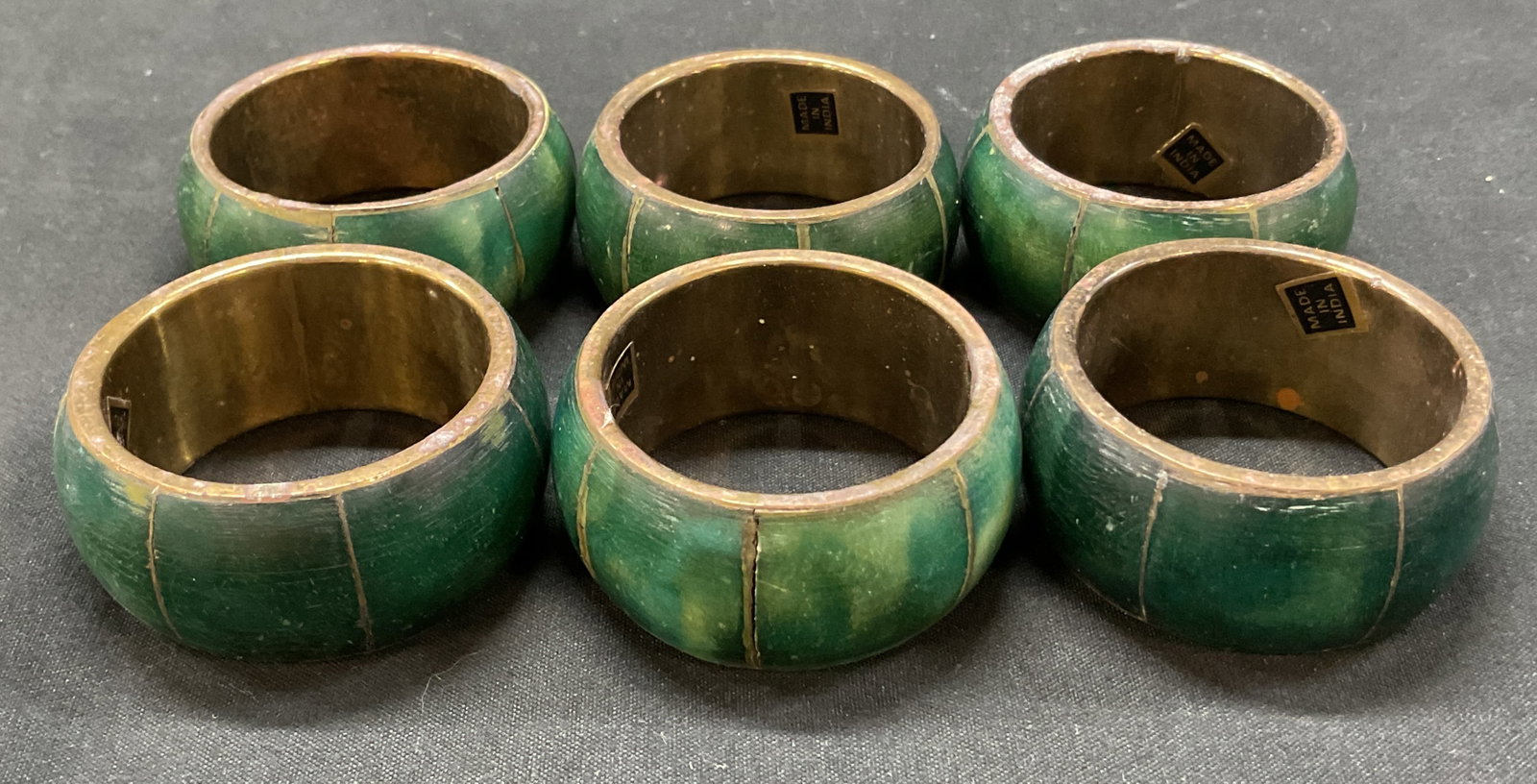 Set 6 Vtg Green & Brass Toned Napkin Rings India (1 of 7)