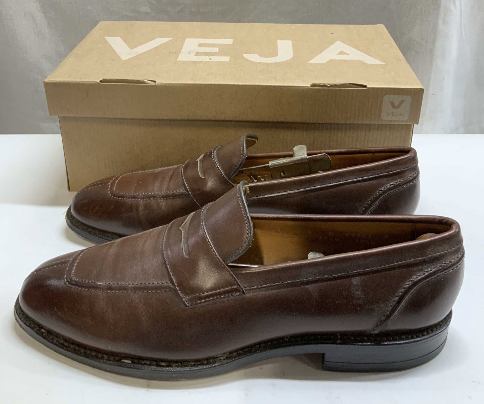 Allen Edmonds Brown Leather Loafers USA (1 of 8)