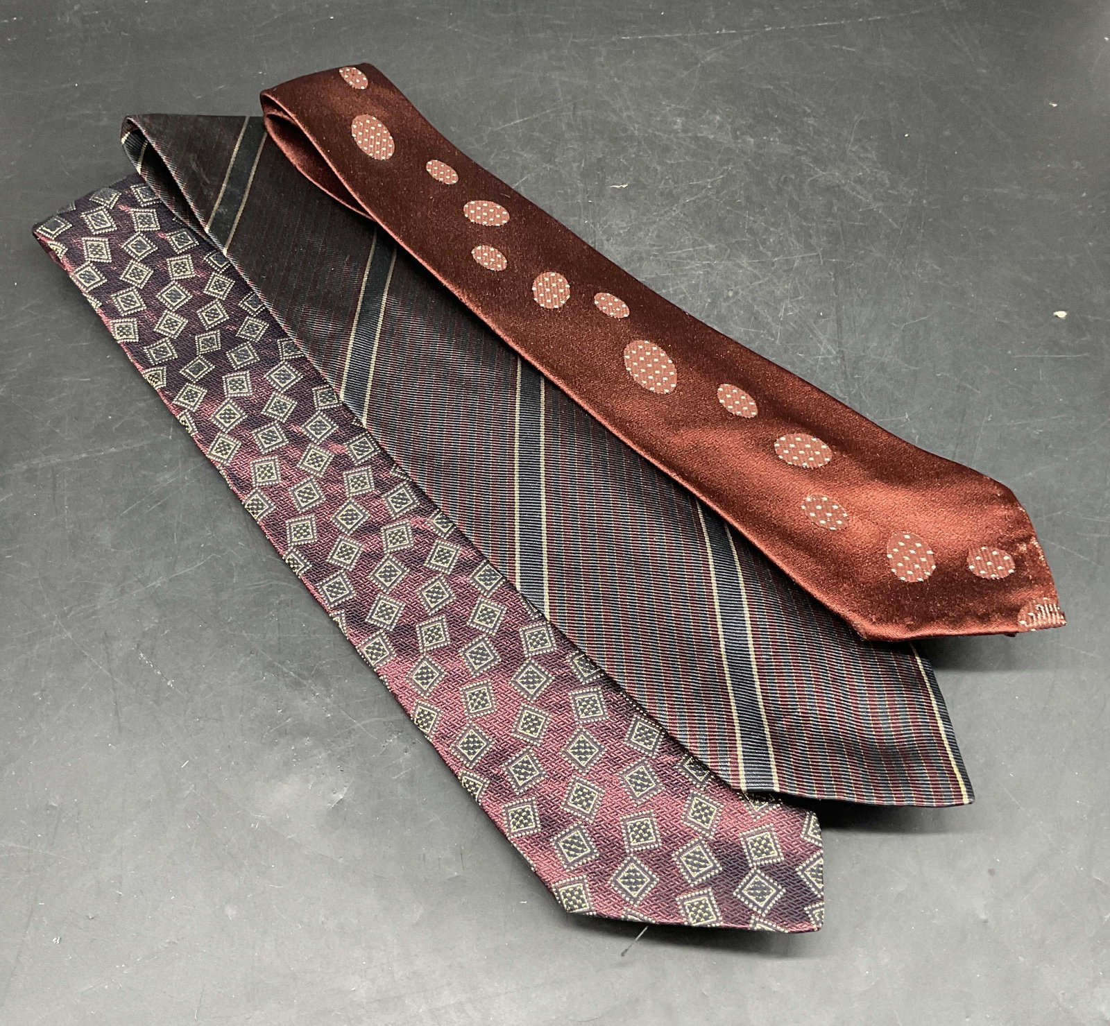 3 Joseph Abboud, Bernards Burgundy Silk Ties (1 of 7)