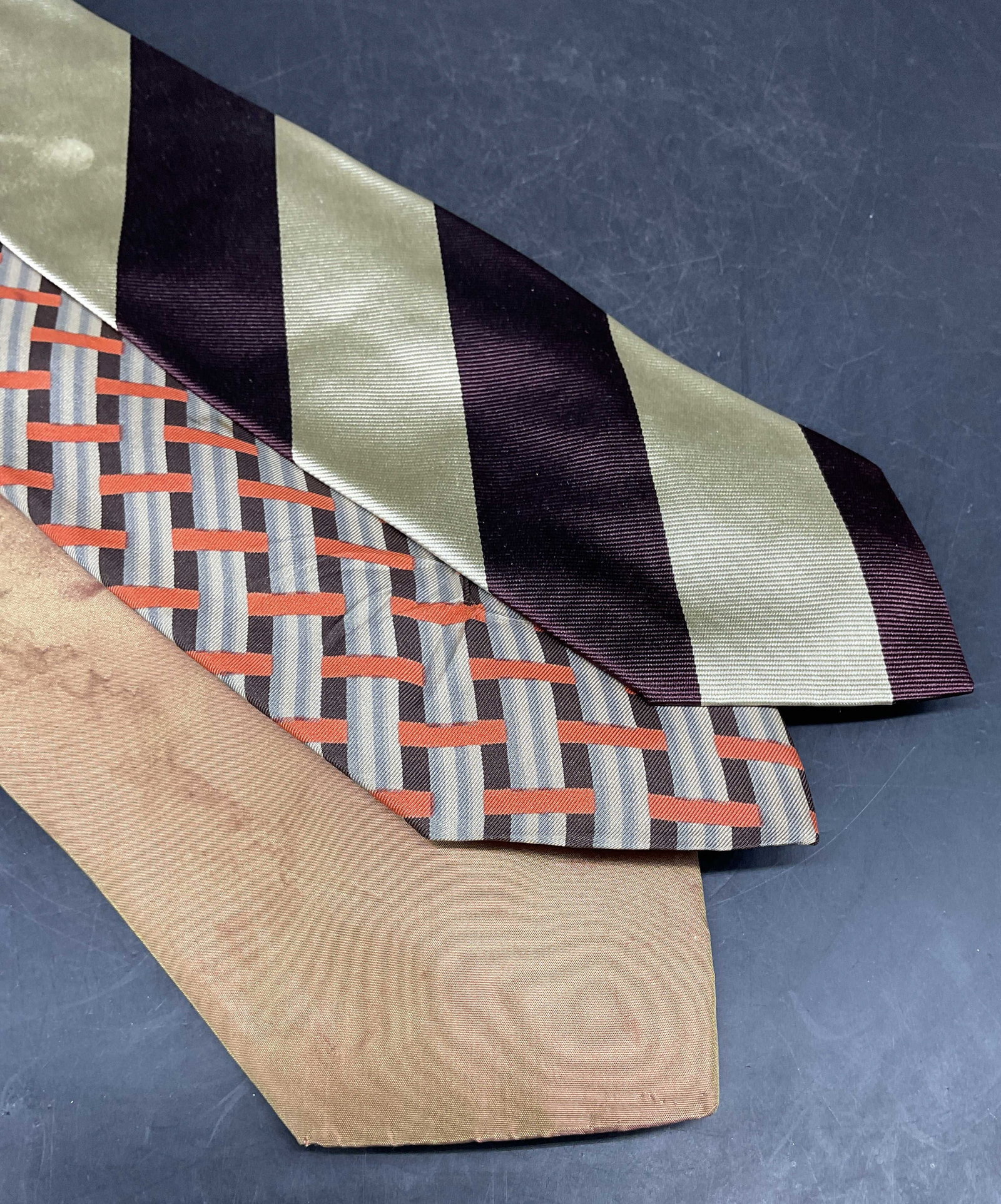 Lot 3 Joseph Abboud Striped Silk Tie + Italy (1 of 7)