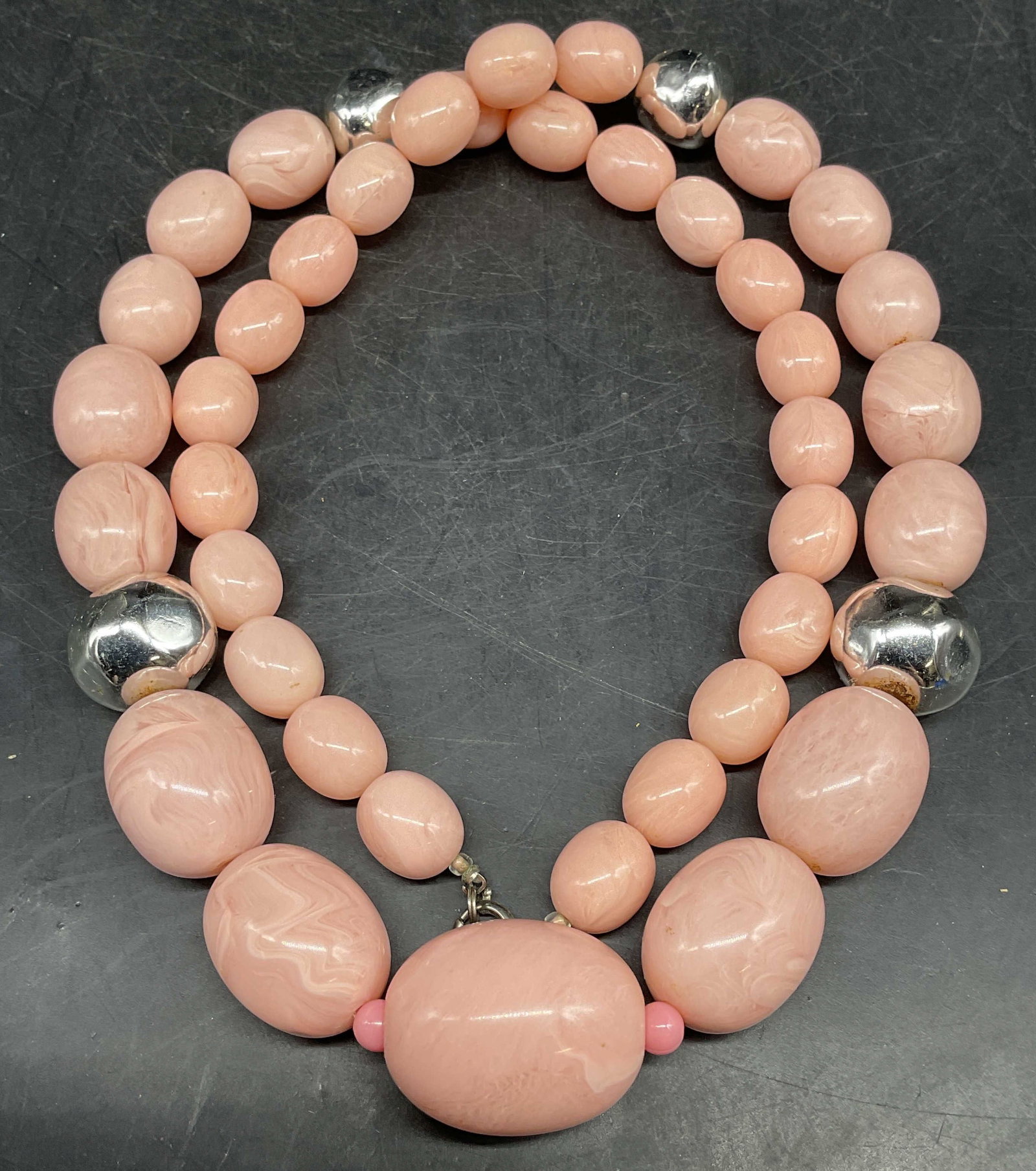 Vtg Silver Tone Pink Chunky Beaded Necklace (1 of 6)