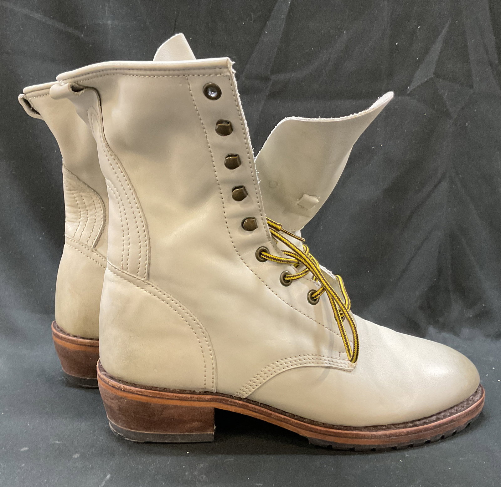 Gee WaWa White Leather Lace Up Boots (1 of 11)