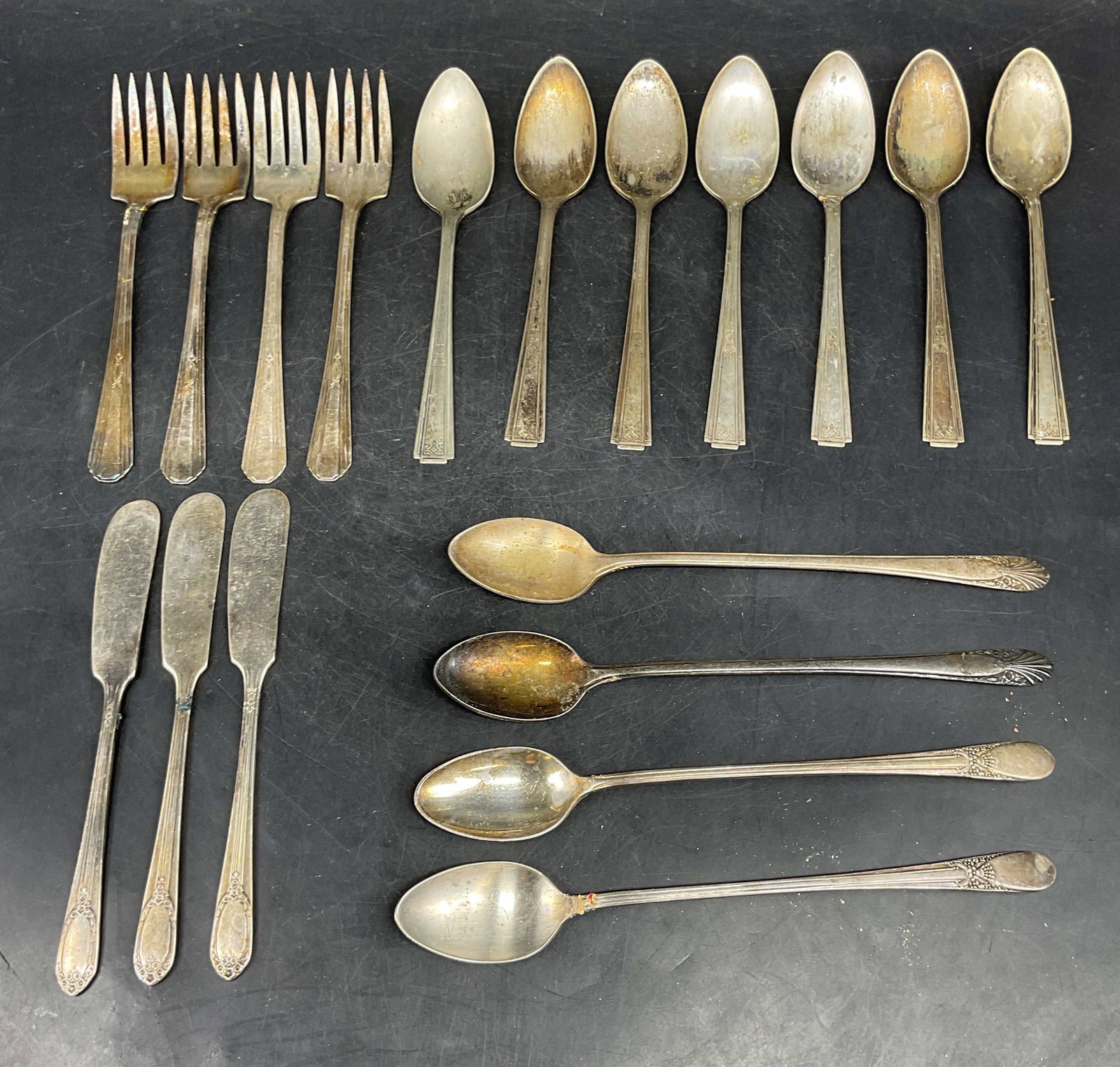 Lot 18 Rogers & More Silver Plated Flatware (1 of 7)