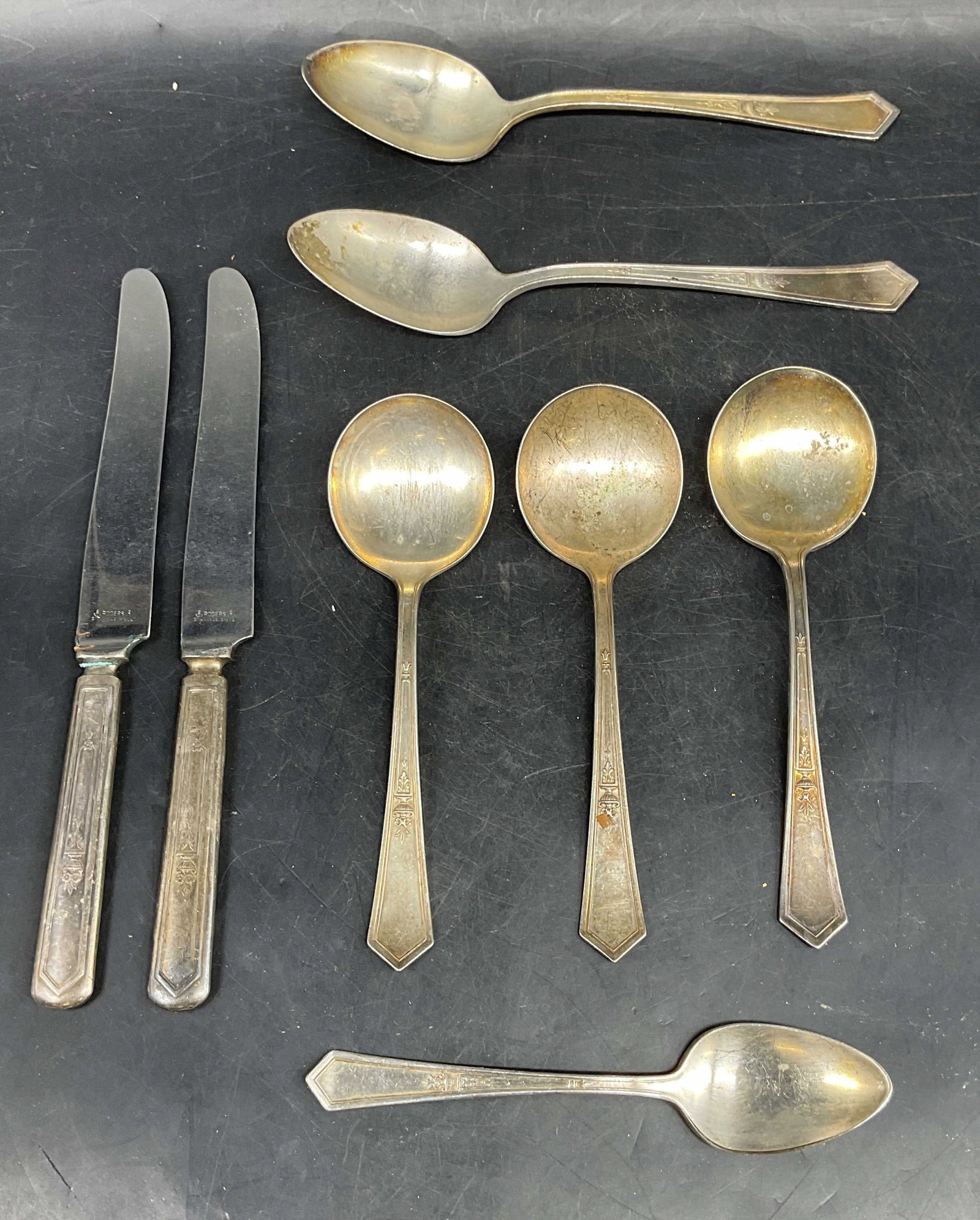 Lot 8 Rogers Silver Plated Spoons & Knives (1 of 6)
