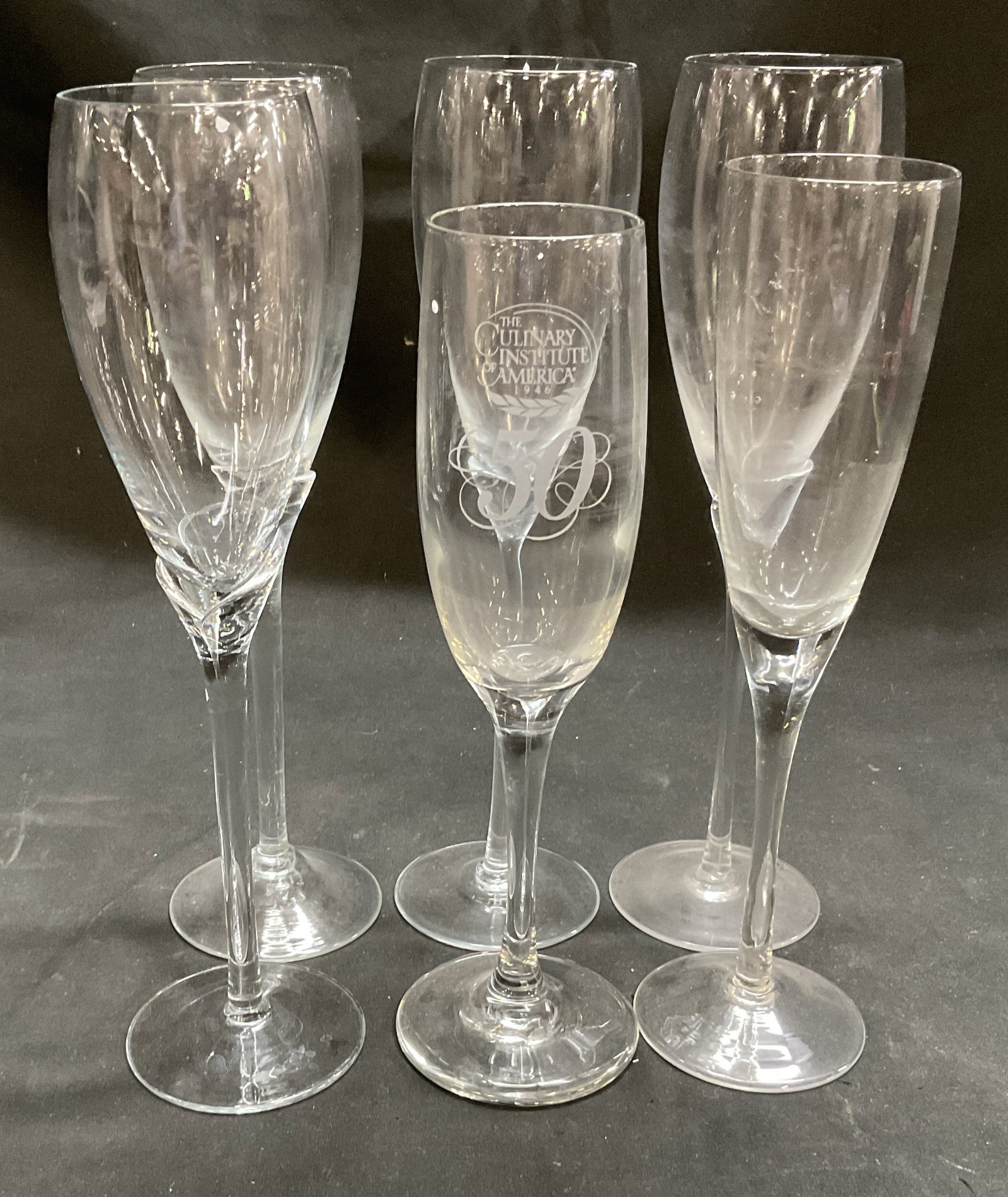 Lt 6 Clear Glass Champagne Flutes (1 of 6)