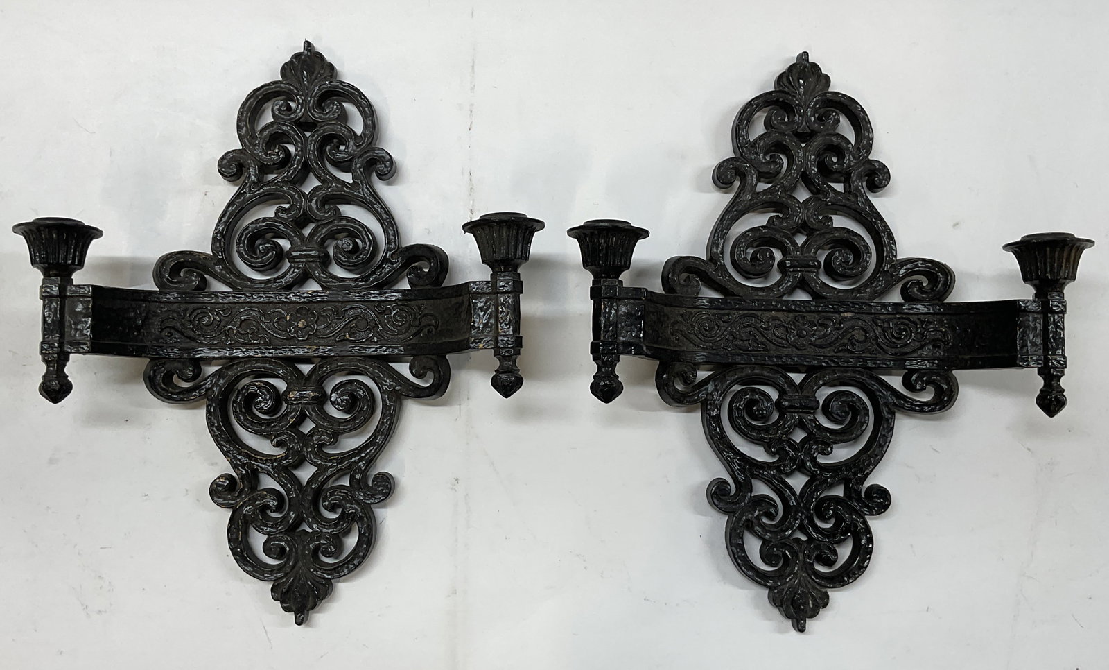 Pair 1972 SYROCO Black Scroll Candle Sconces USA (1 of 6)