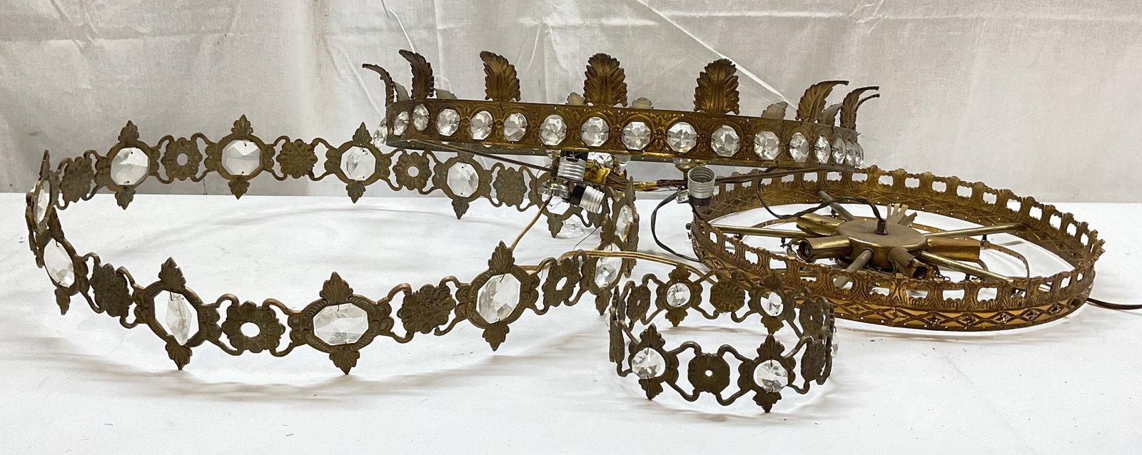 Lot 4 Vtg Brass Crystal Light Fixtures & Salvage (1 of 7)